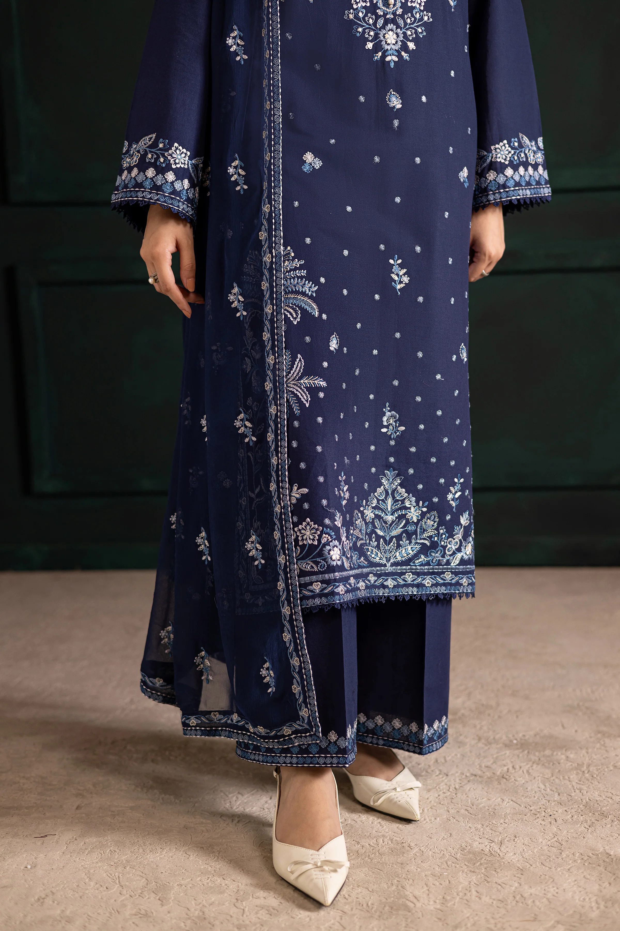 Adoro 3Pc - Embroidered Khaddar Dress - Image 6
