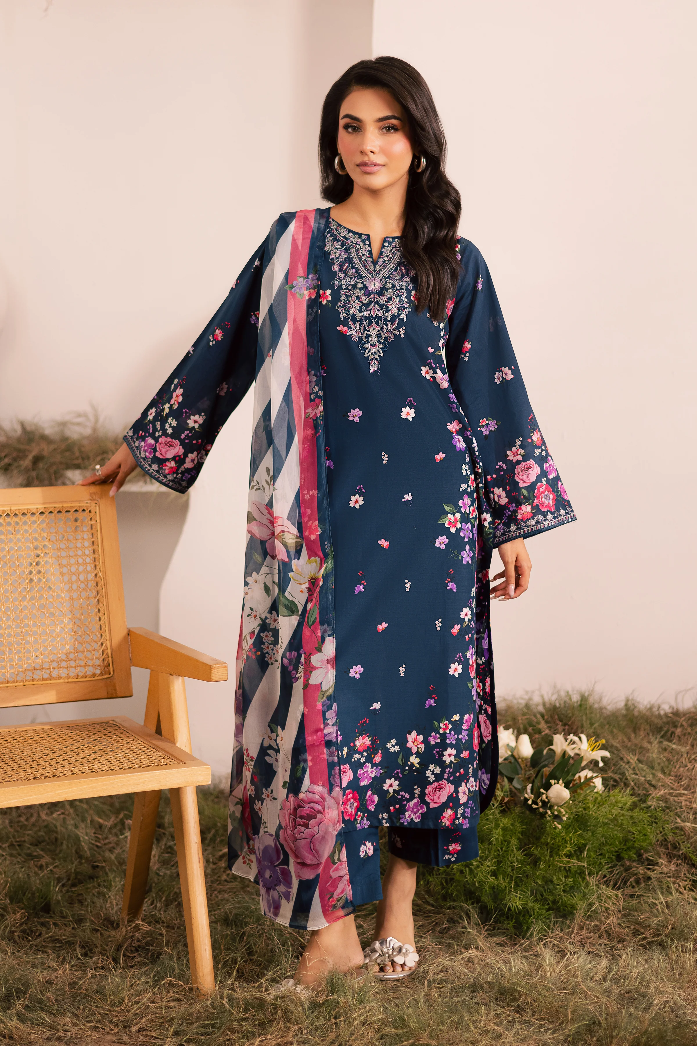 Amber 3Pc - Printed Lawn Dress - Image 5