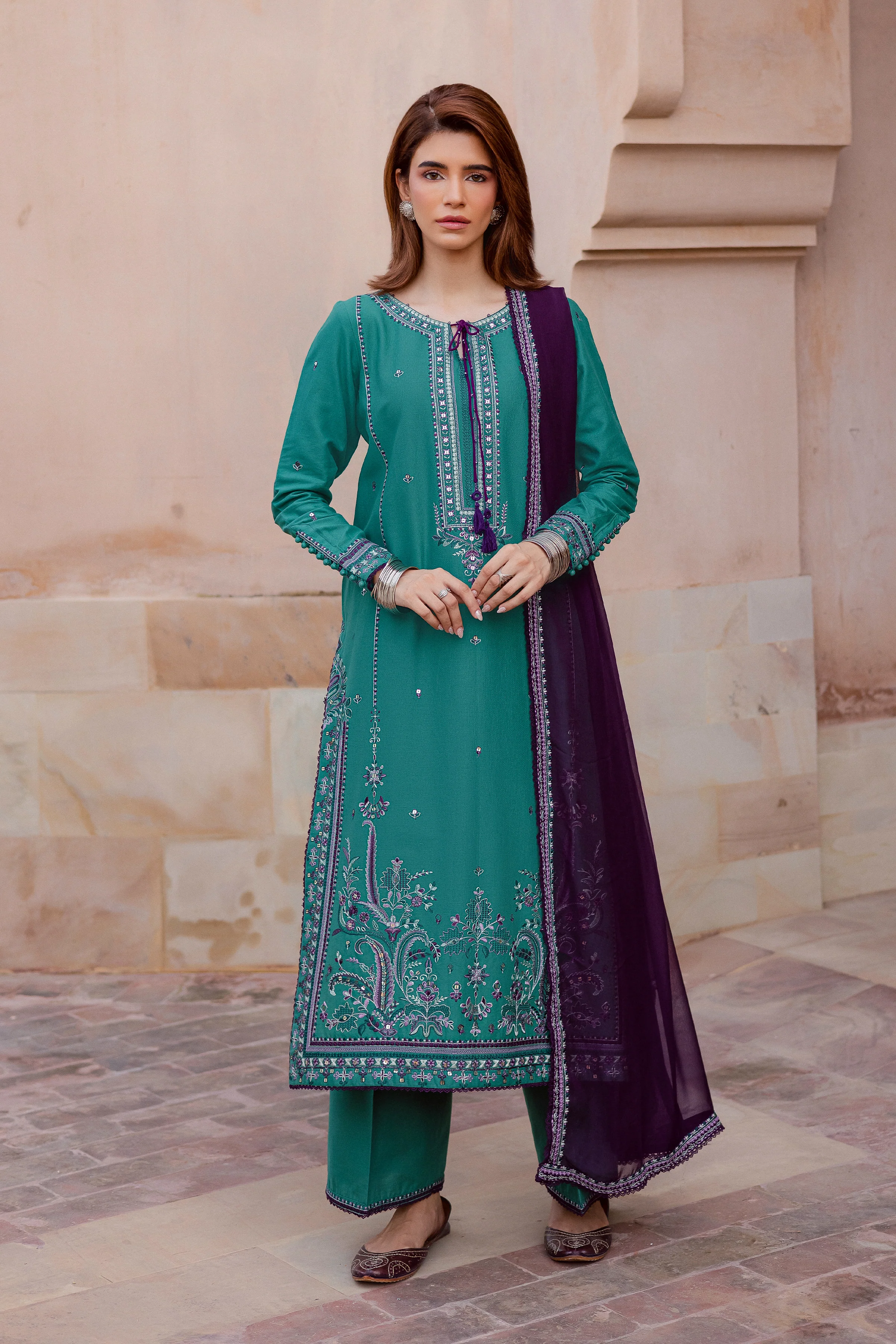 Amberleaf 3Pc - Embroidered Khaddar Dress - Image 4