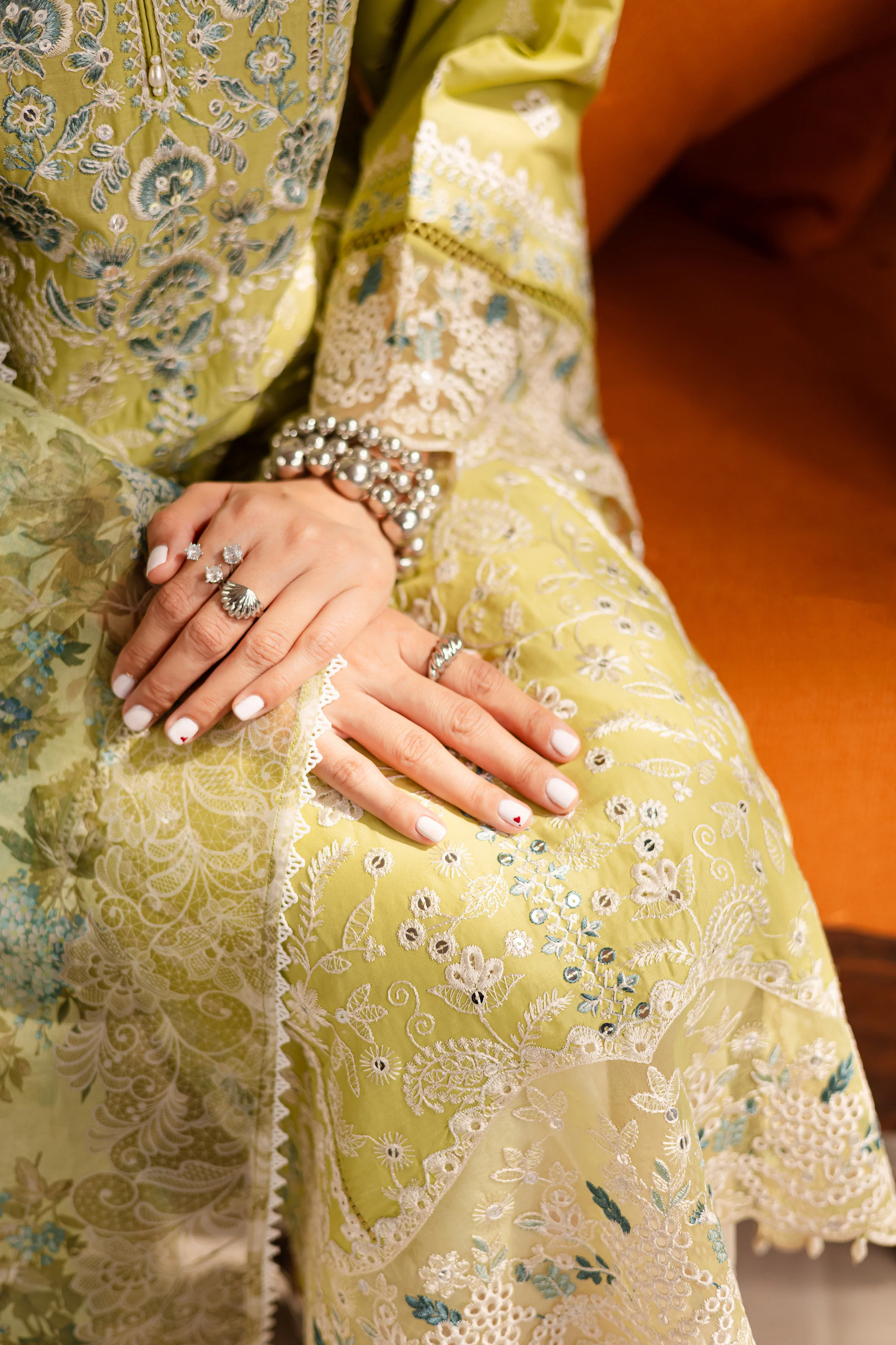 Apple August 3Pc - Embroidered Lawn Dress - Image 9