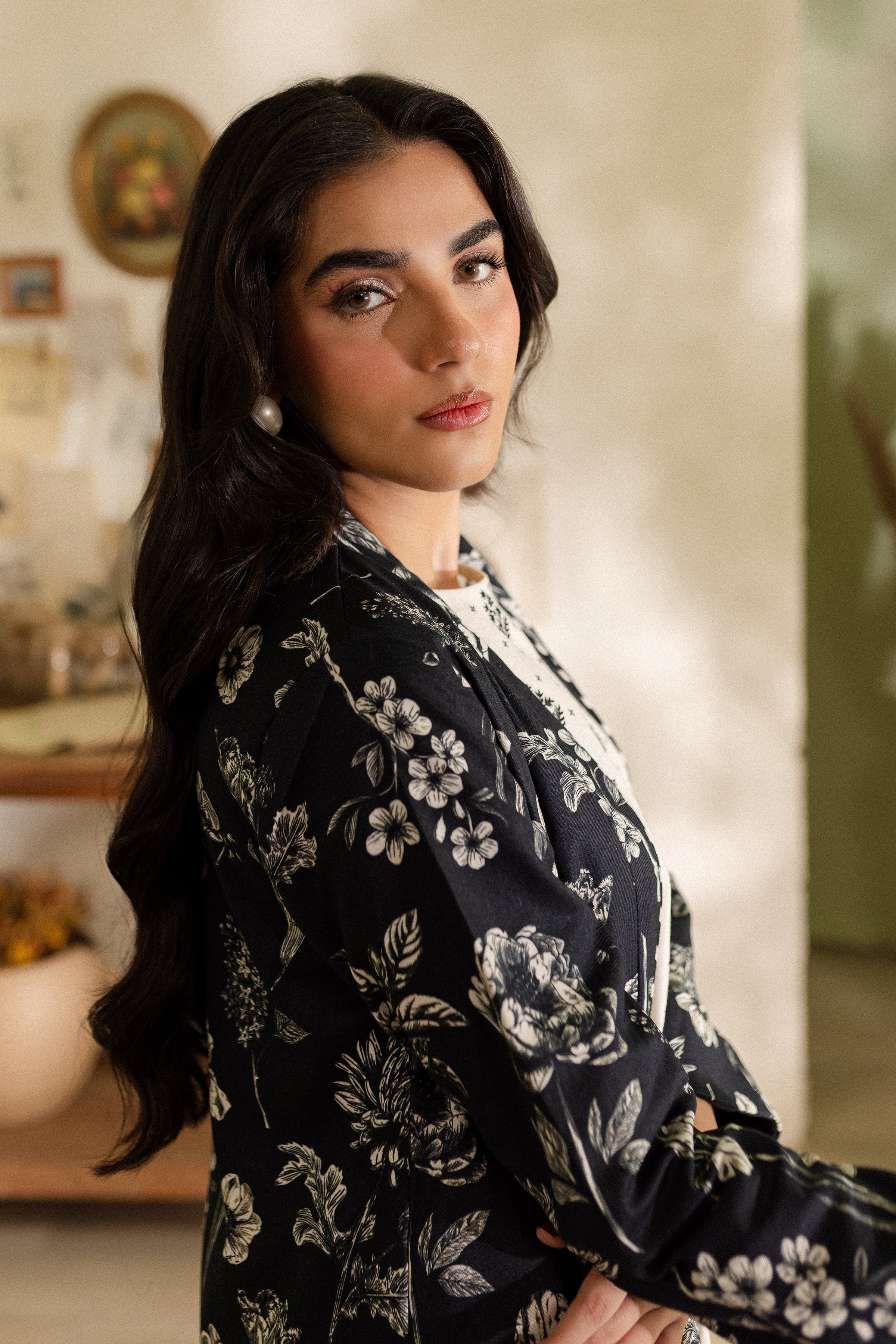 Armish 3Pc - Printed Khaddar Dress - Image 5