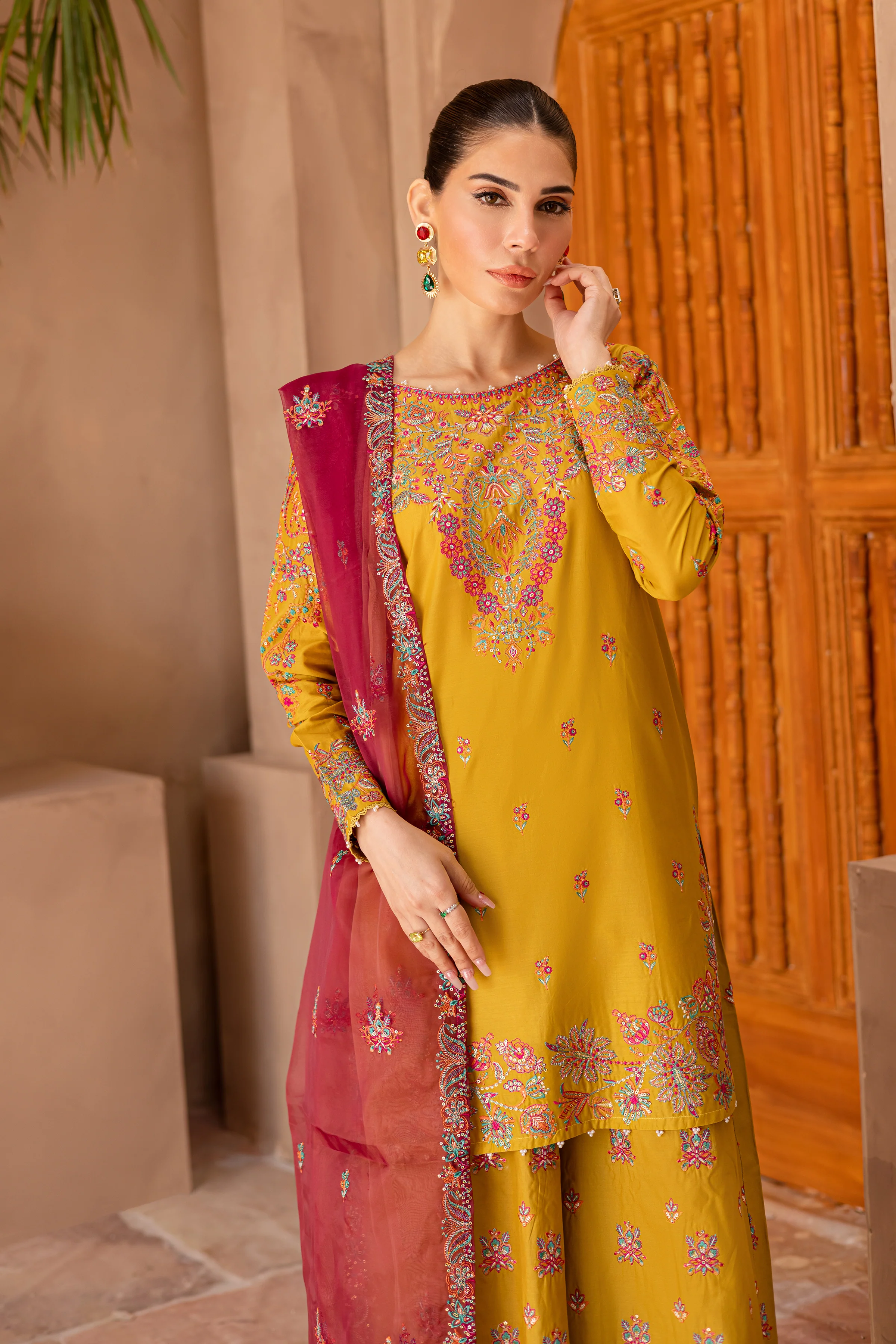 Arwen 3Pc - Embroidered Luxe Pret - Image 3