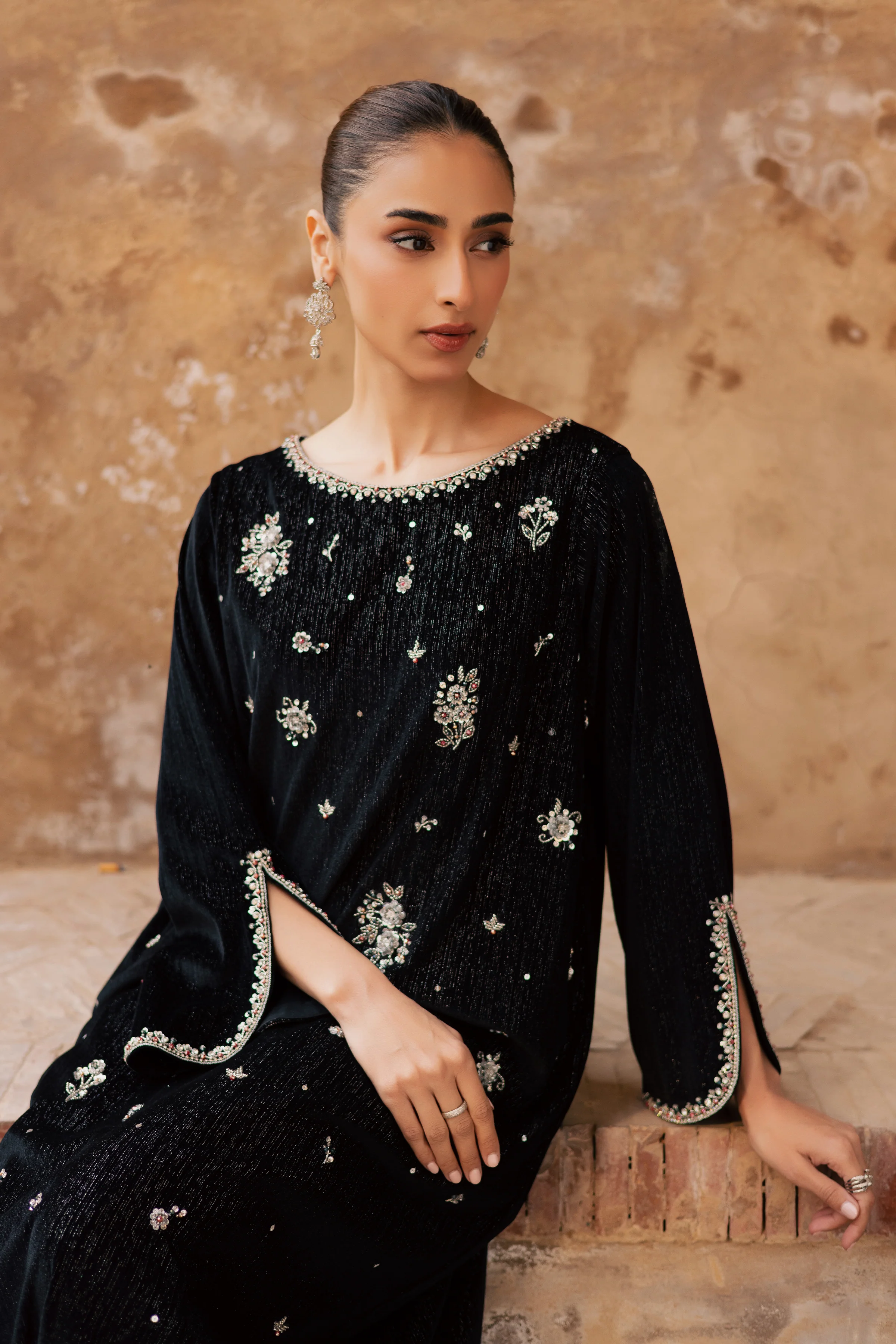 Ava 2Pc - Velvet Formal Dress - Image 2