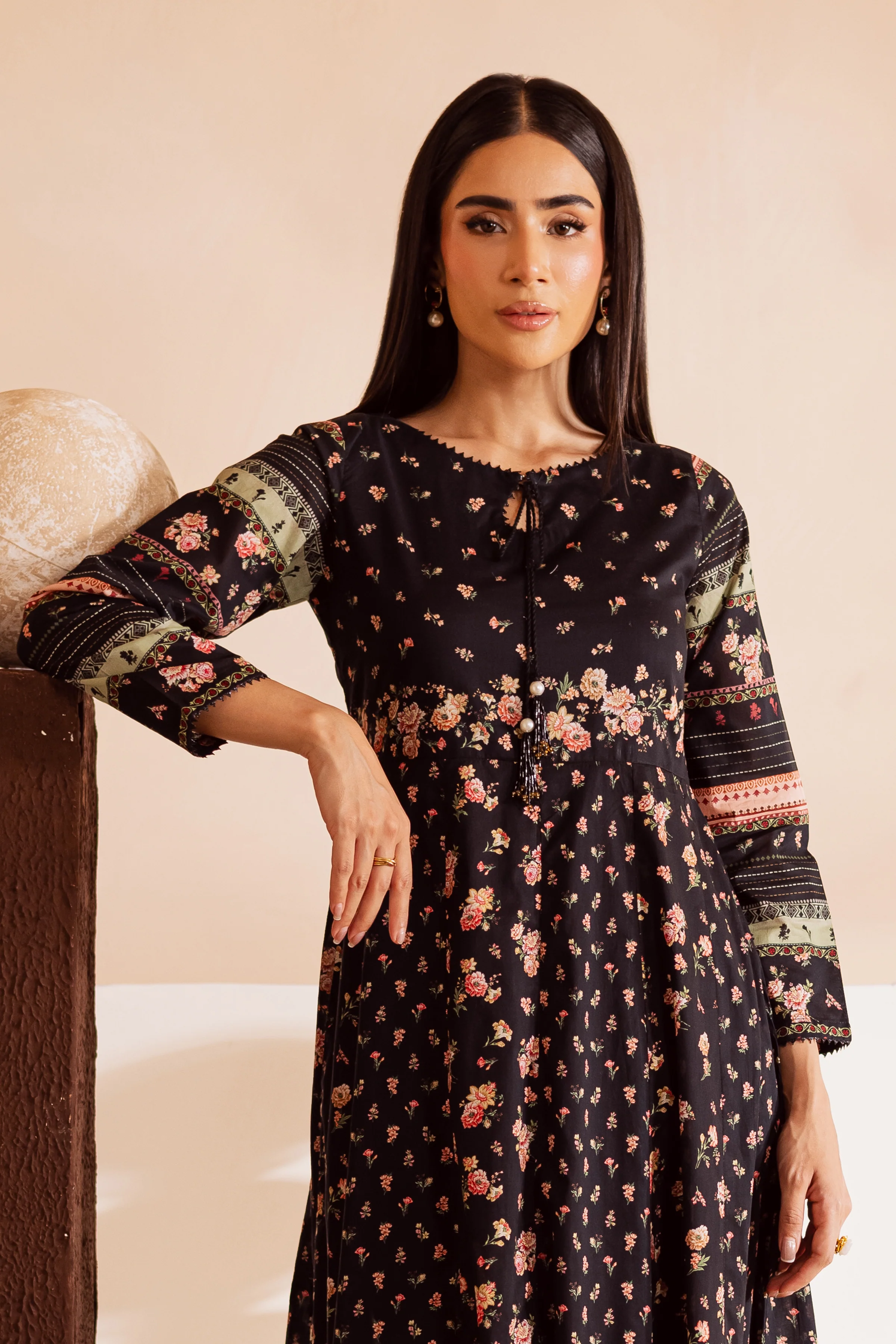 Black Bella 2Pc - Printed Lawn Dress - Image 2