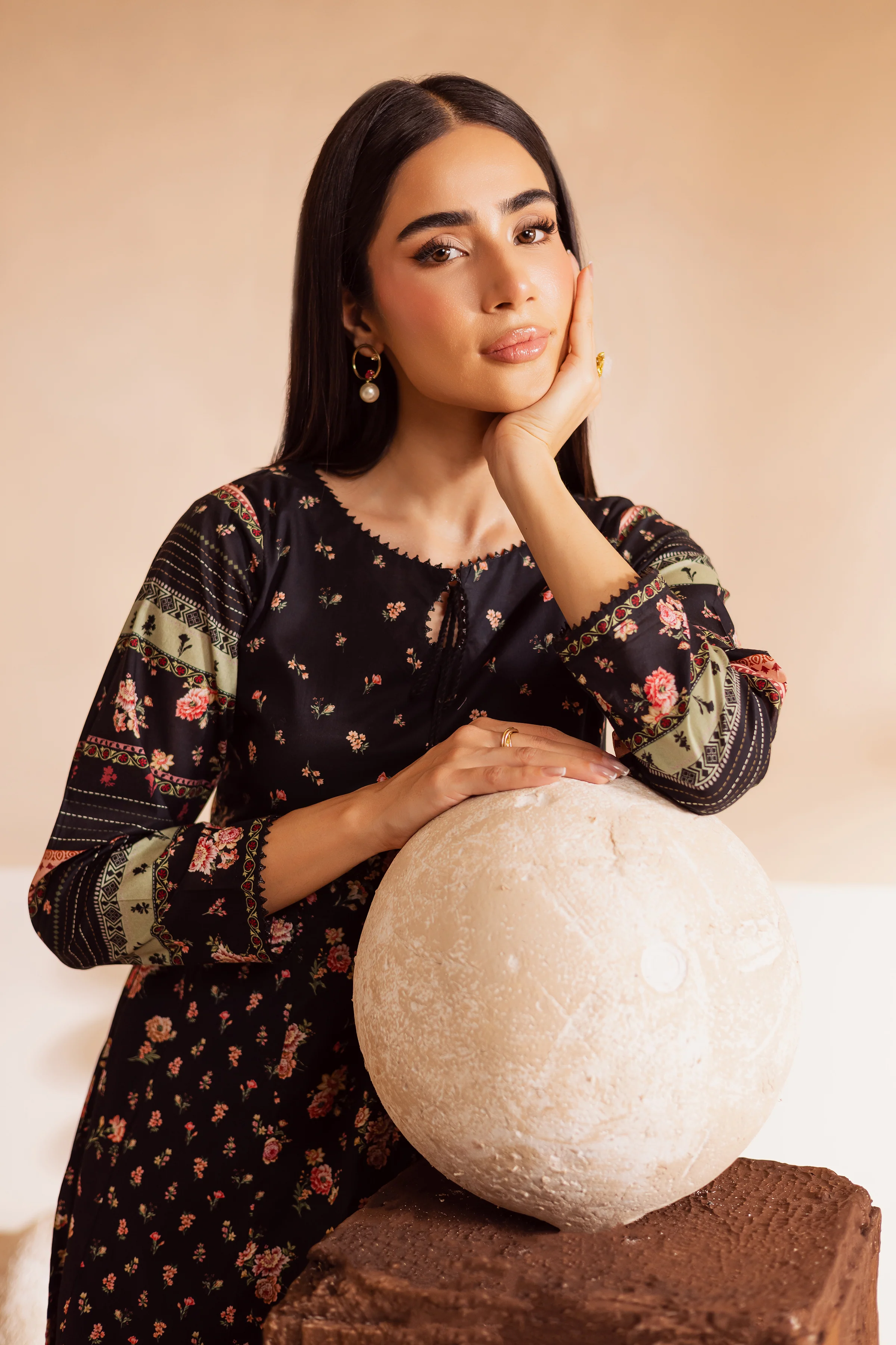 Black Bella 2Pc - Printed Lawn Dress - Image 5