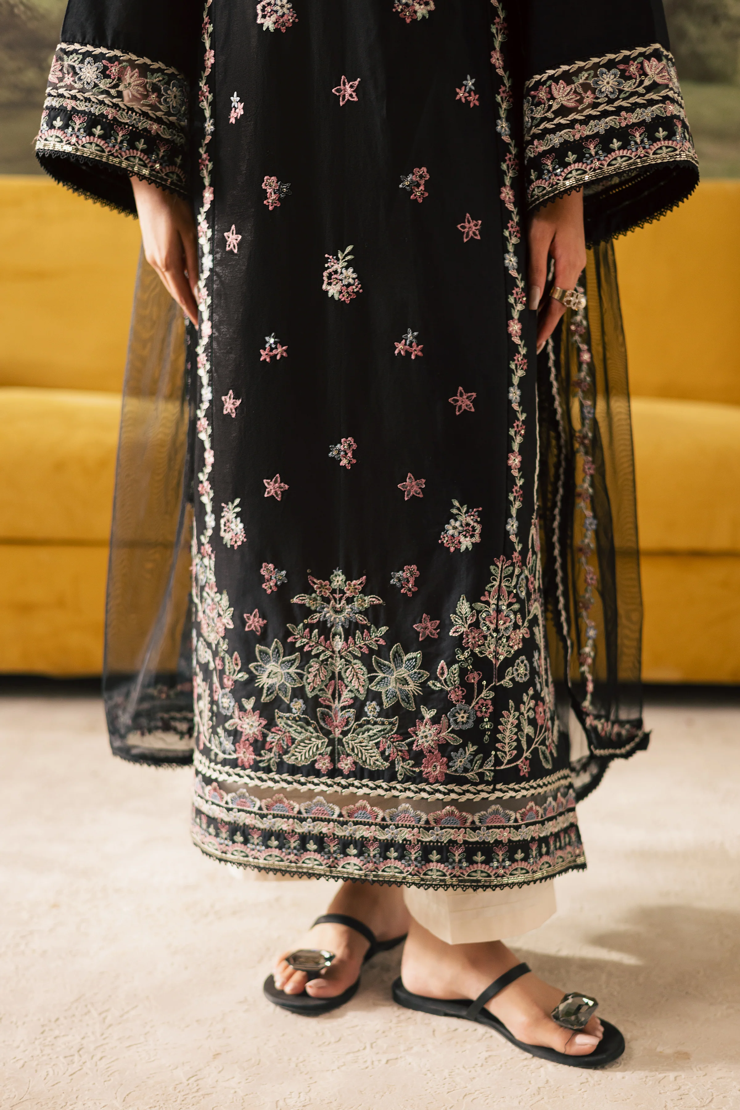 Black Moon 3Pc - Embroidered Lawn Pret - Image 8