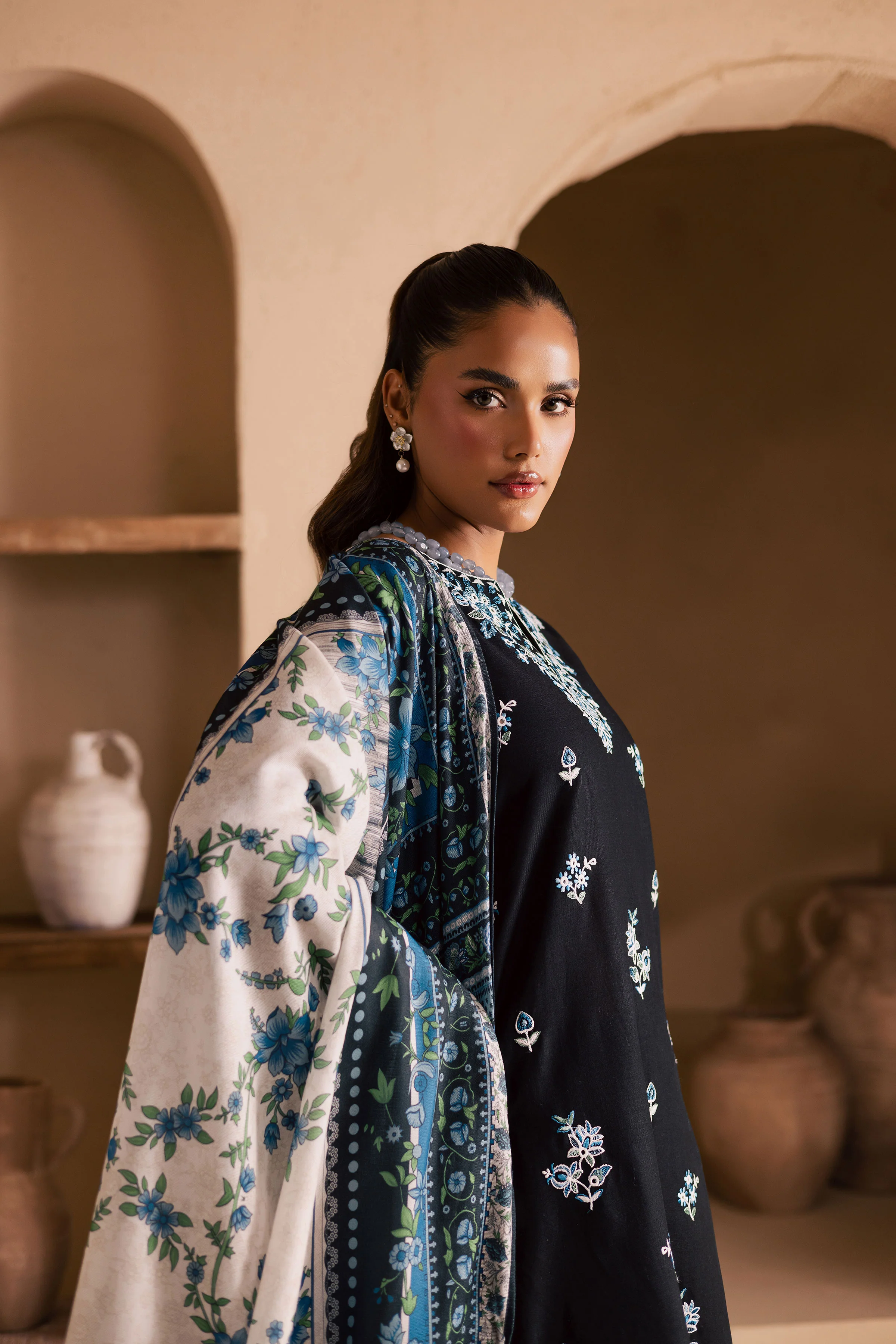 Black Riva 3Pc - Embroidered Khaddar Dress - Image 4