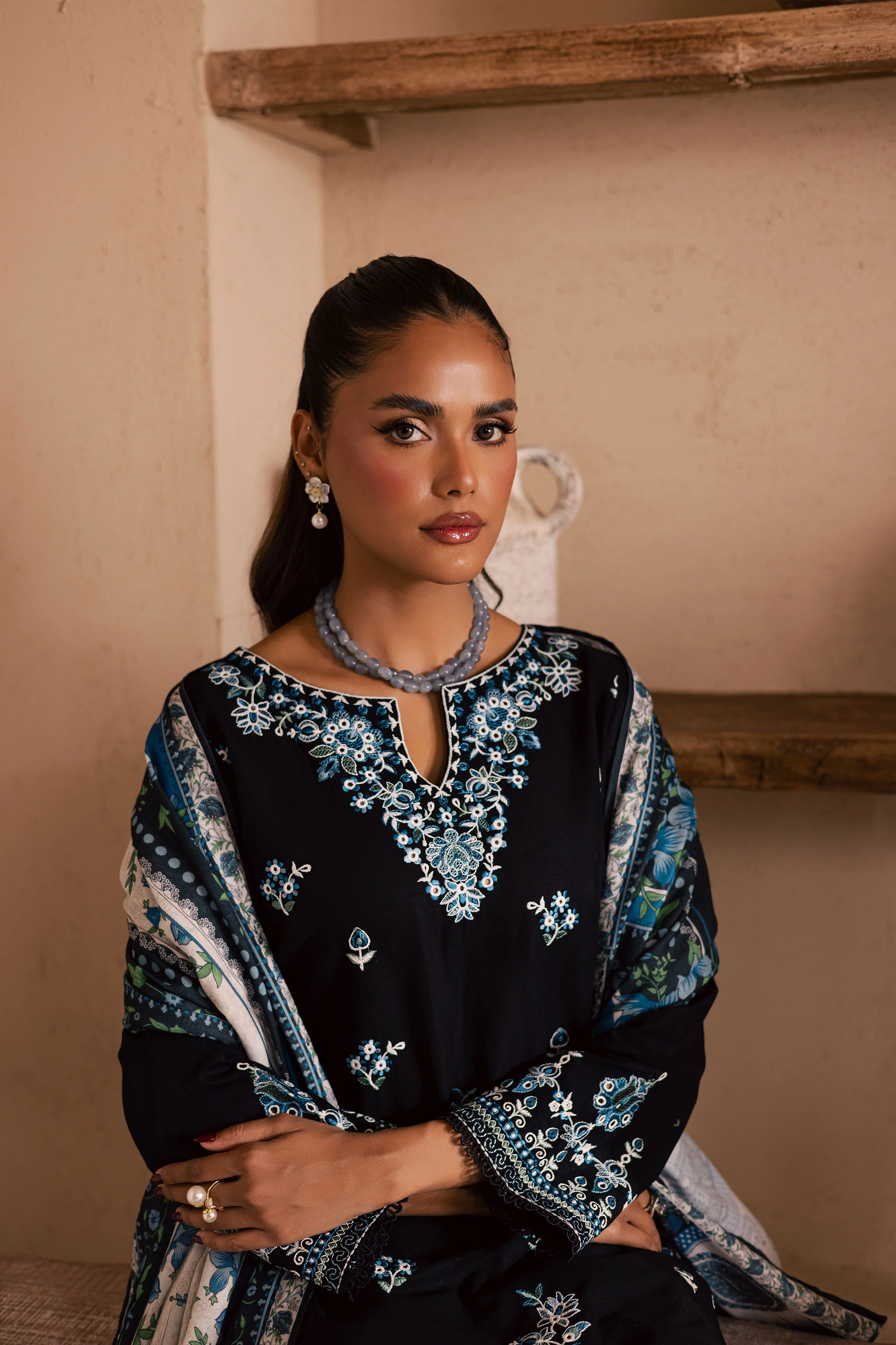 Black Riva 3Pc - Embroidered Khaddar Dress - Image 5