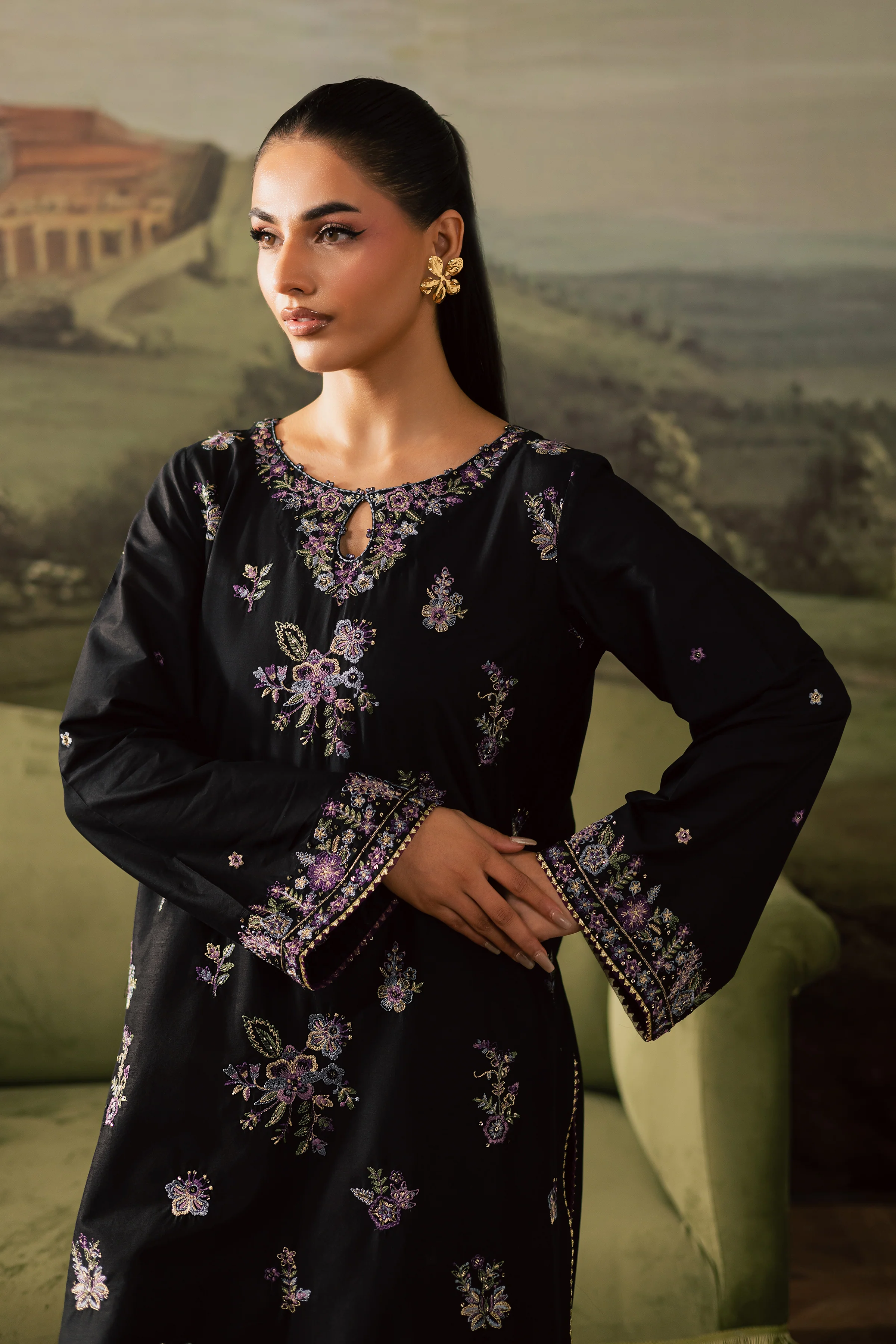 Blackberry 2Pc - Embroidered Lawn Pret - Image 2