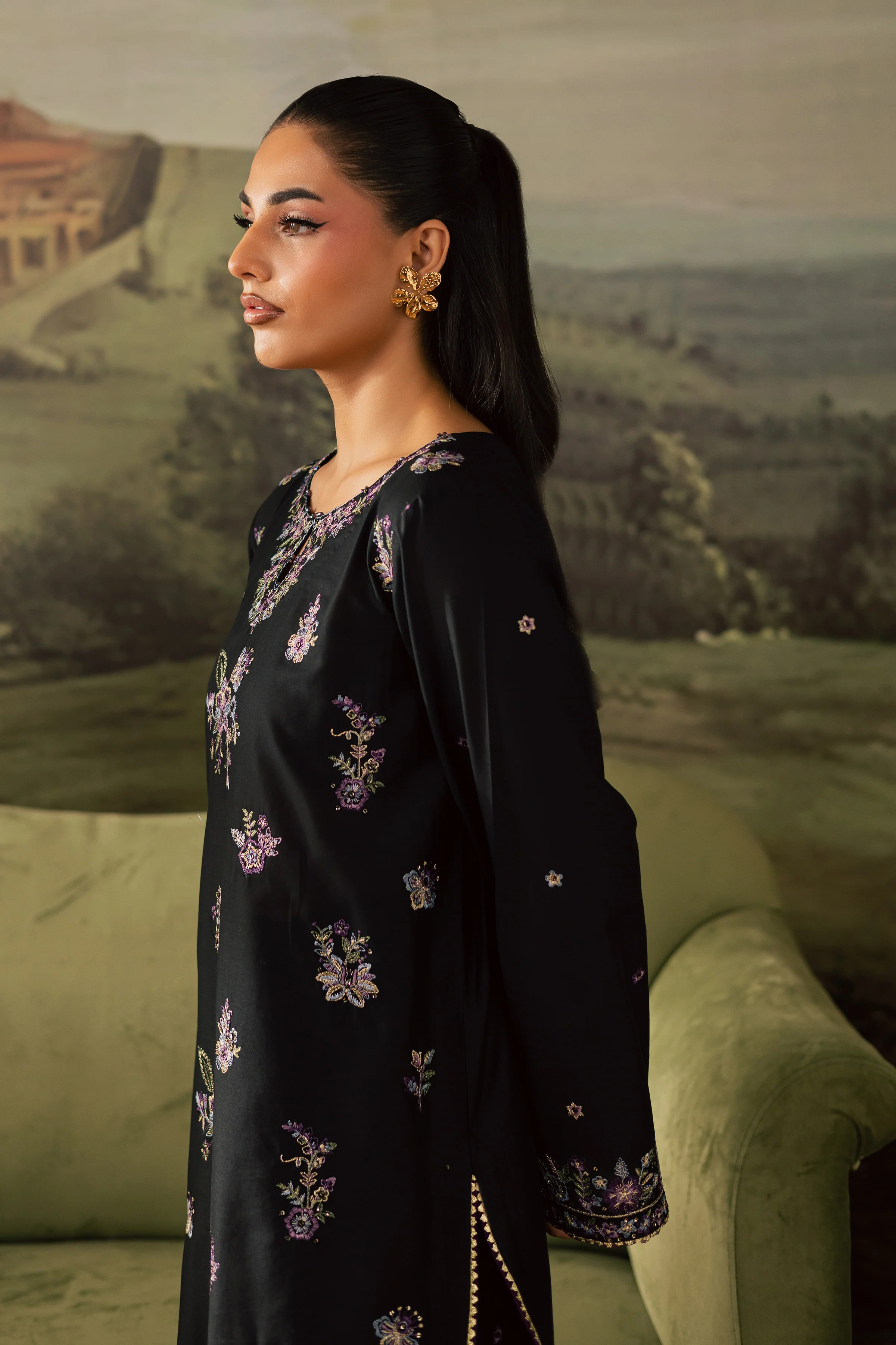 Blackberry 2Pc - Embroidered Lawn Pret - Image 3