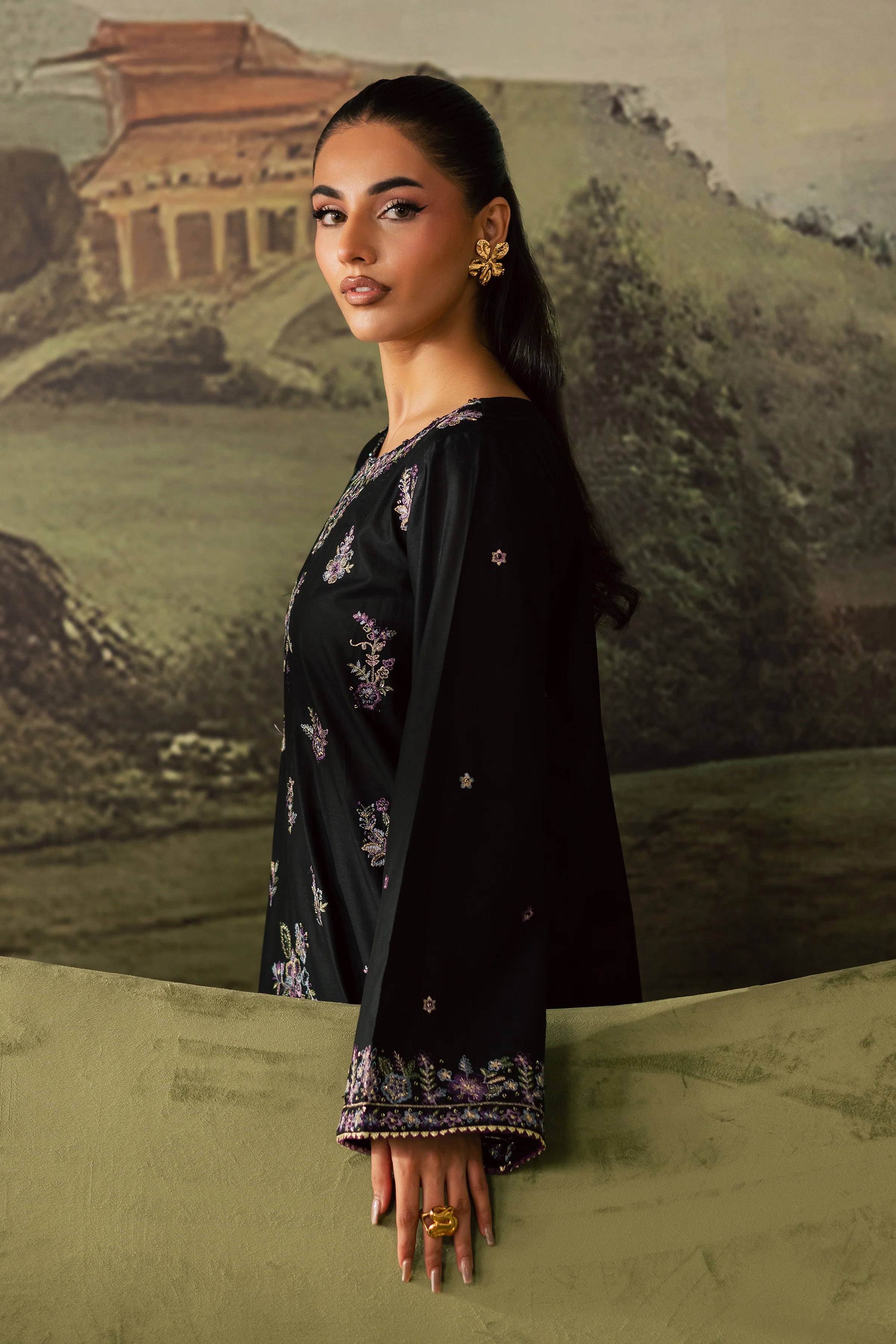 Blackberry 2Pc - Embroidered Lawn Pret - Image 7