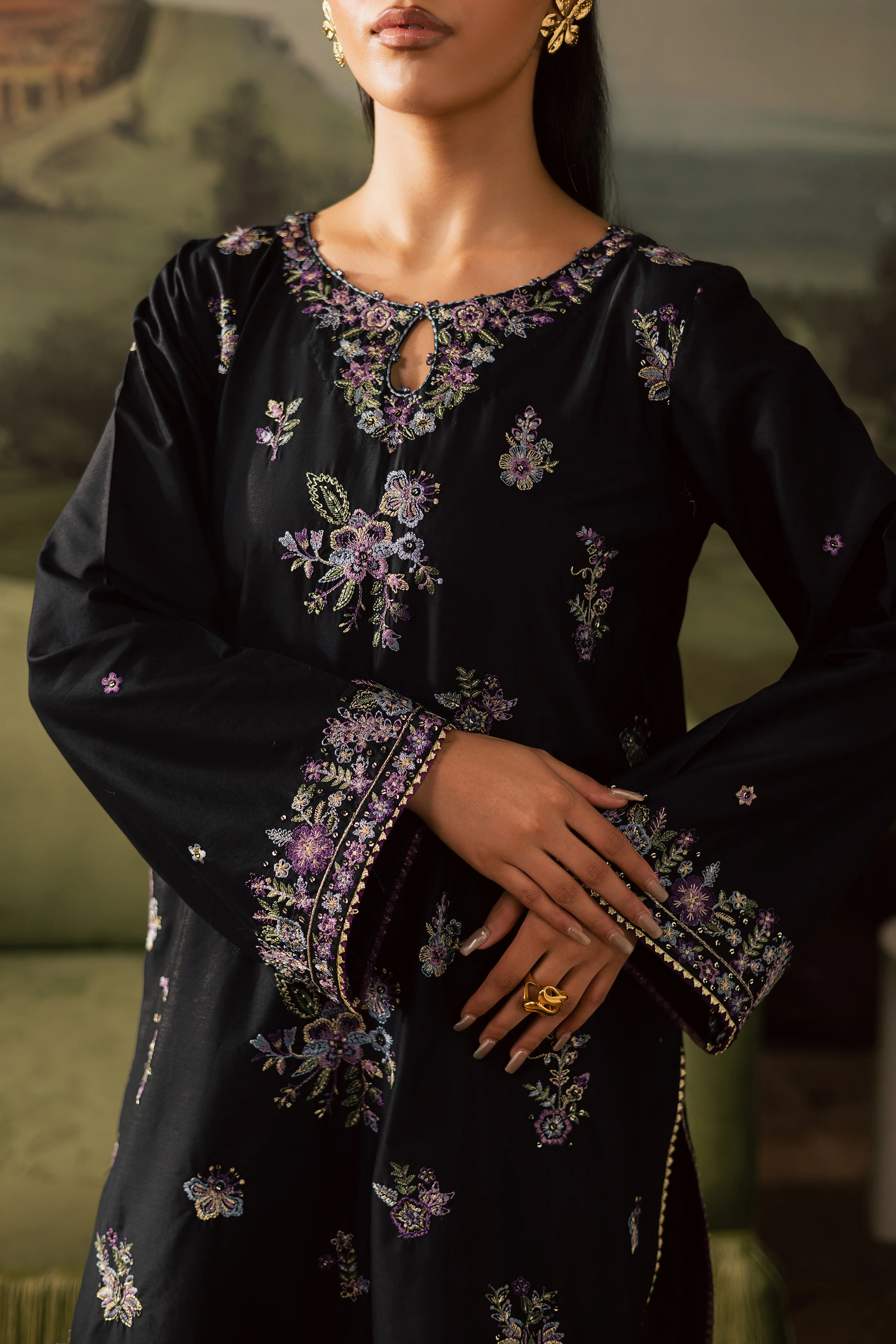 Blackberry 2Pc - Embroidered Lawn Pret - Image 8