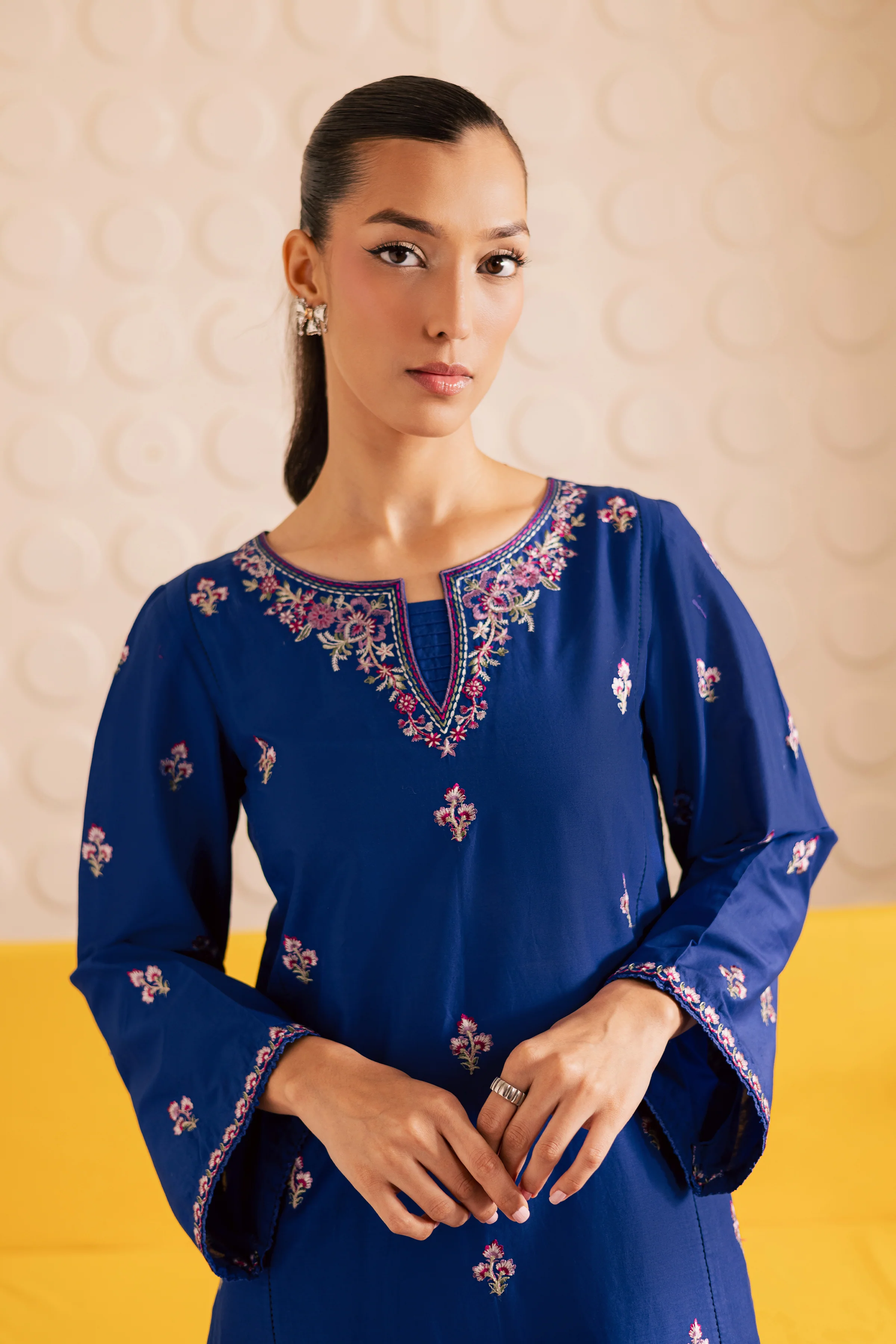 Blinky 2pc - Embroidered Lawn Pret - Image 3