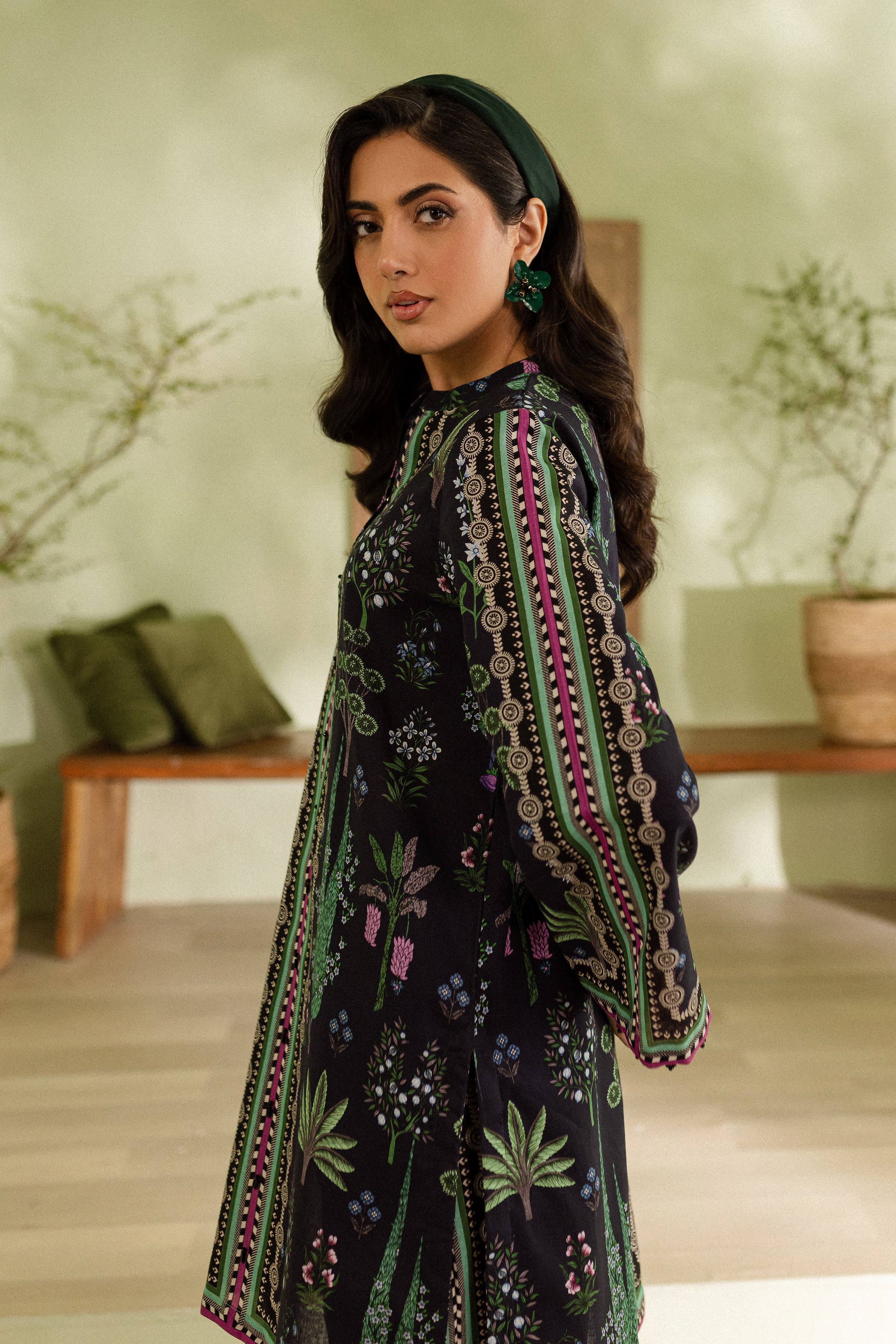 Blue Cypress 2Pc - Printed Khaddar Dress - Image 5