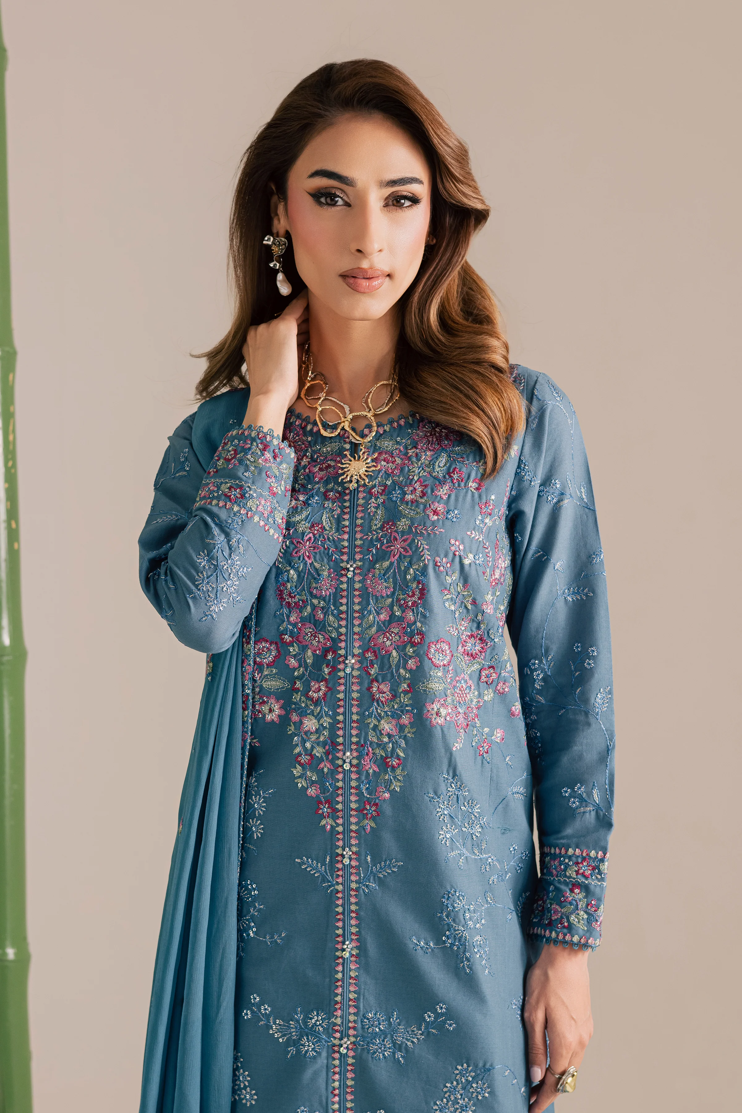 Blue Kaavish 3Pc - Embroidered Khaddar Dress - Image 5
