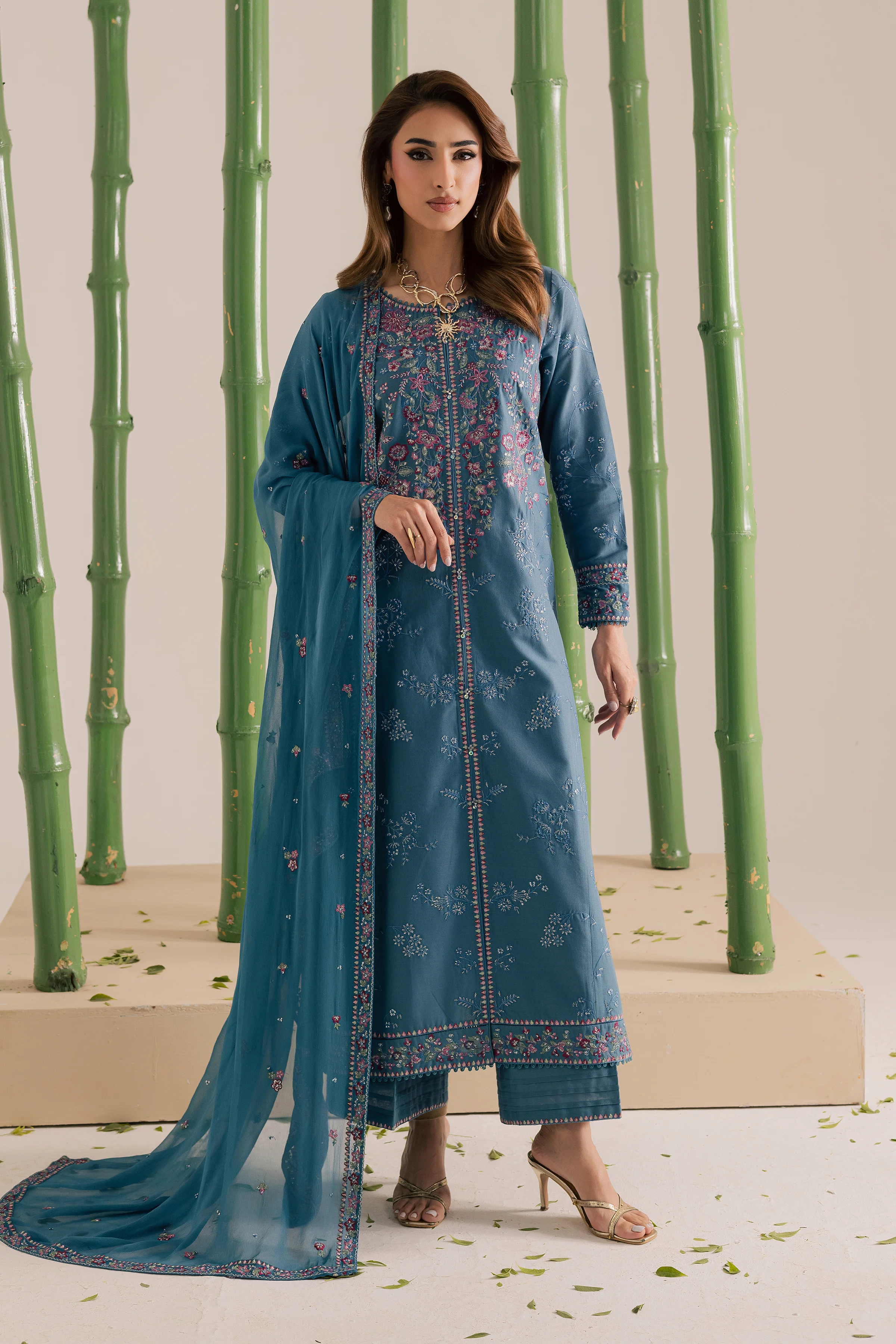 Blue Kaavish 3Pc - Embroidered Khaddar Dress - Image 7