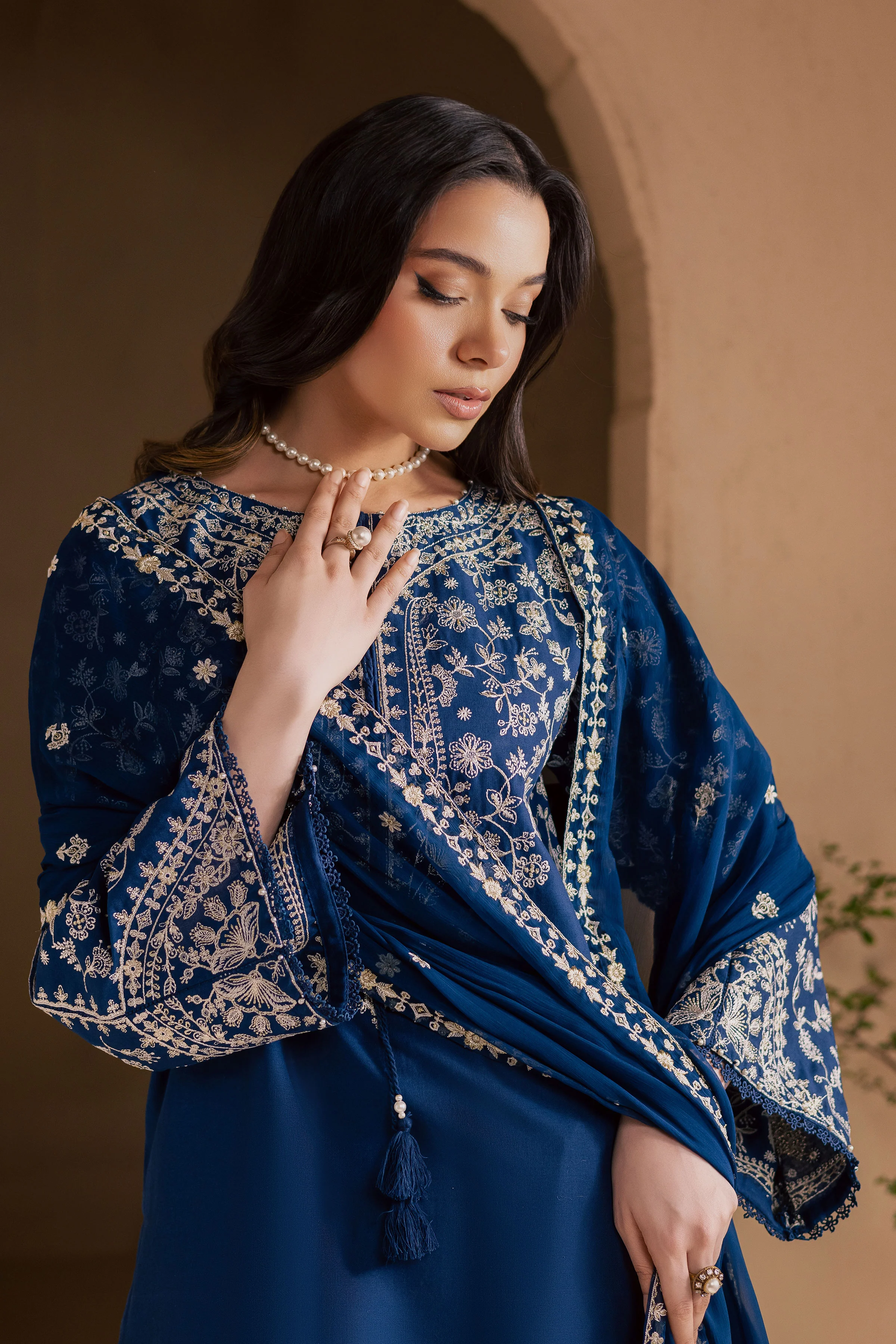 Blue Pashmina 3Pc - Embroidered Khaddar Dress - Image 6