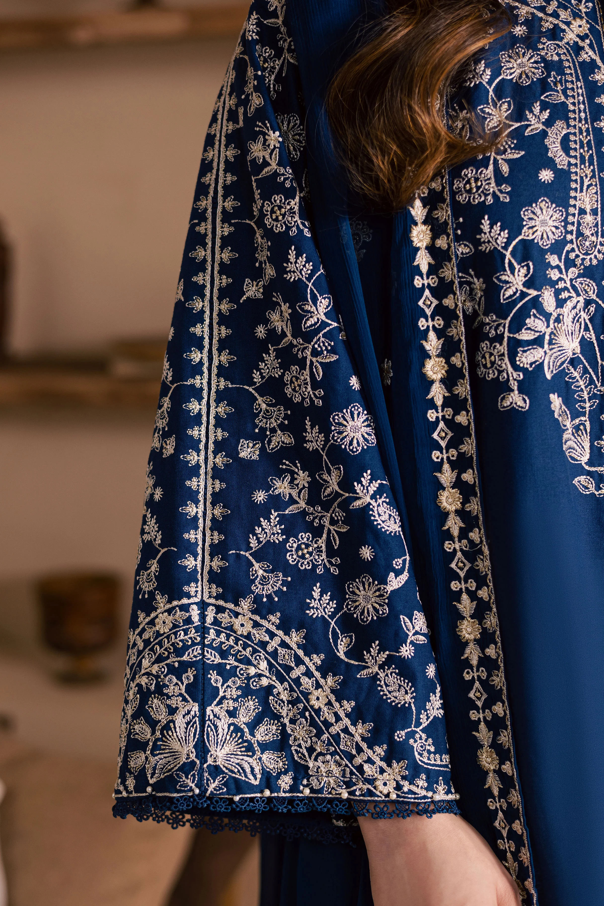 Blue Pashmina 3Pc - Embroidered Khaddar Dress - Image 7