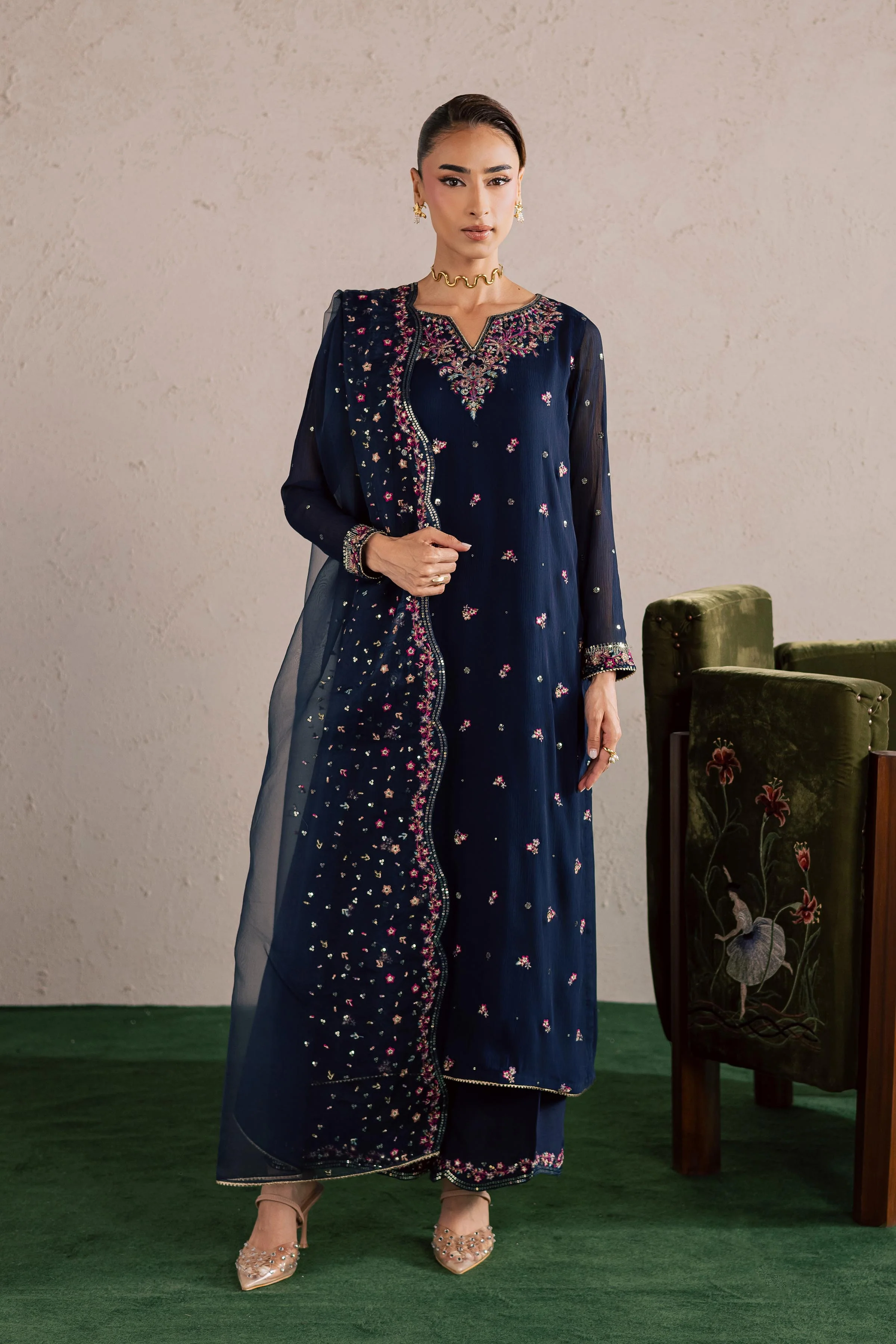 Bluey 3Pc - Festive Luxury Formal - Image 7