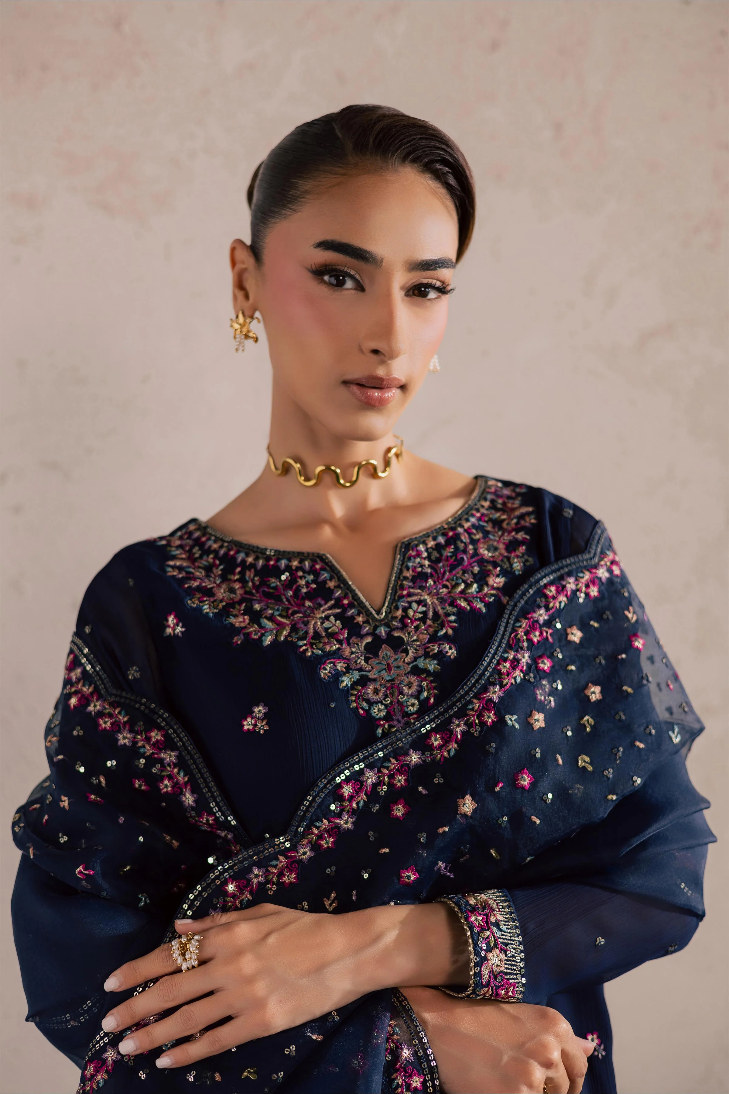 Bluey 3Pc - Festive Luxury Formal - Image 8