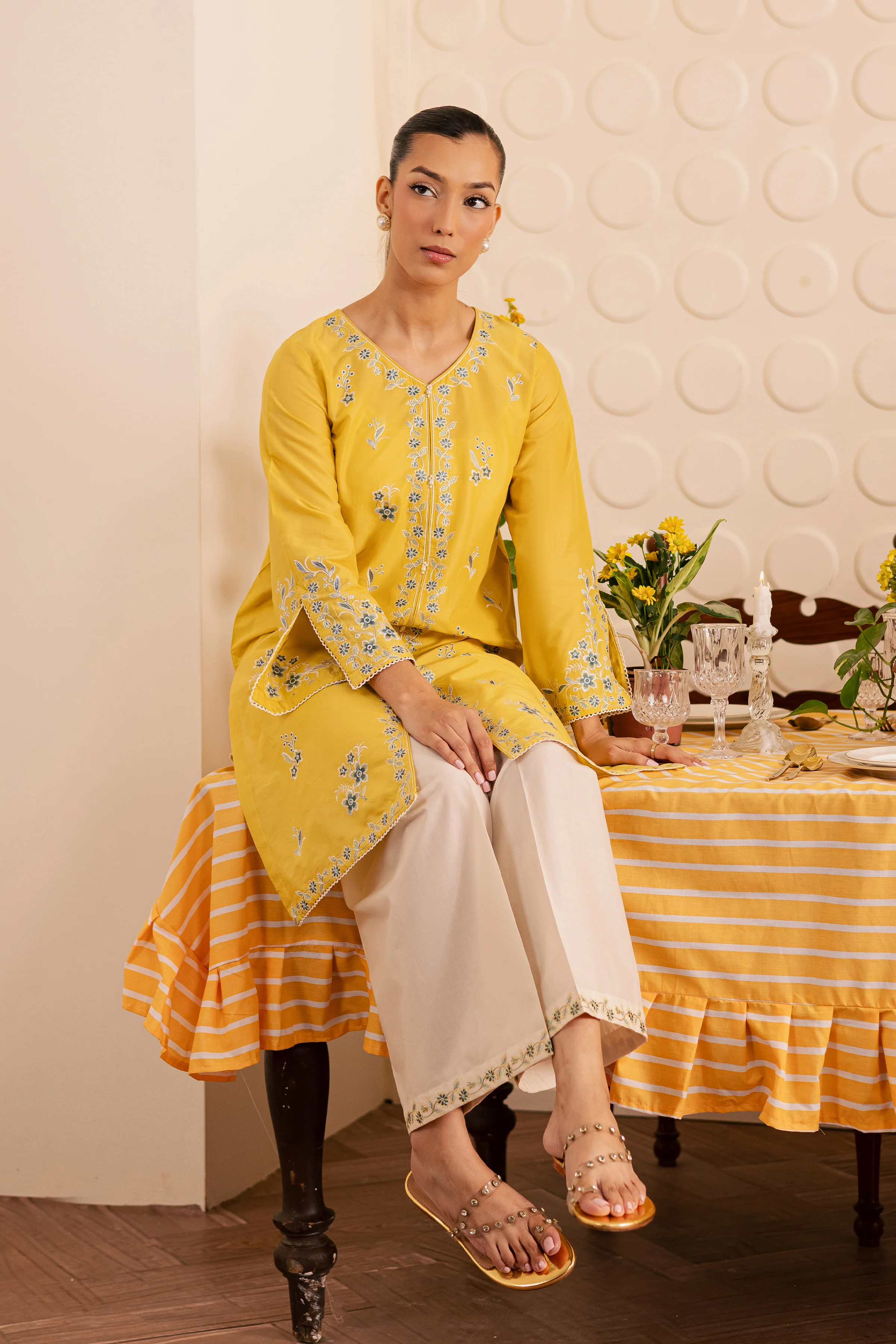 Butter Spread 2pc - Embroidered Lawn Pret - Image 4
