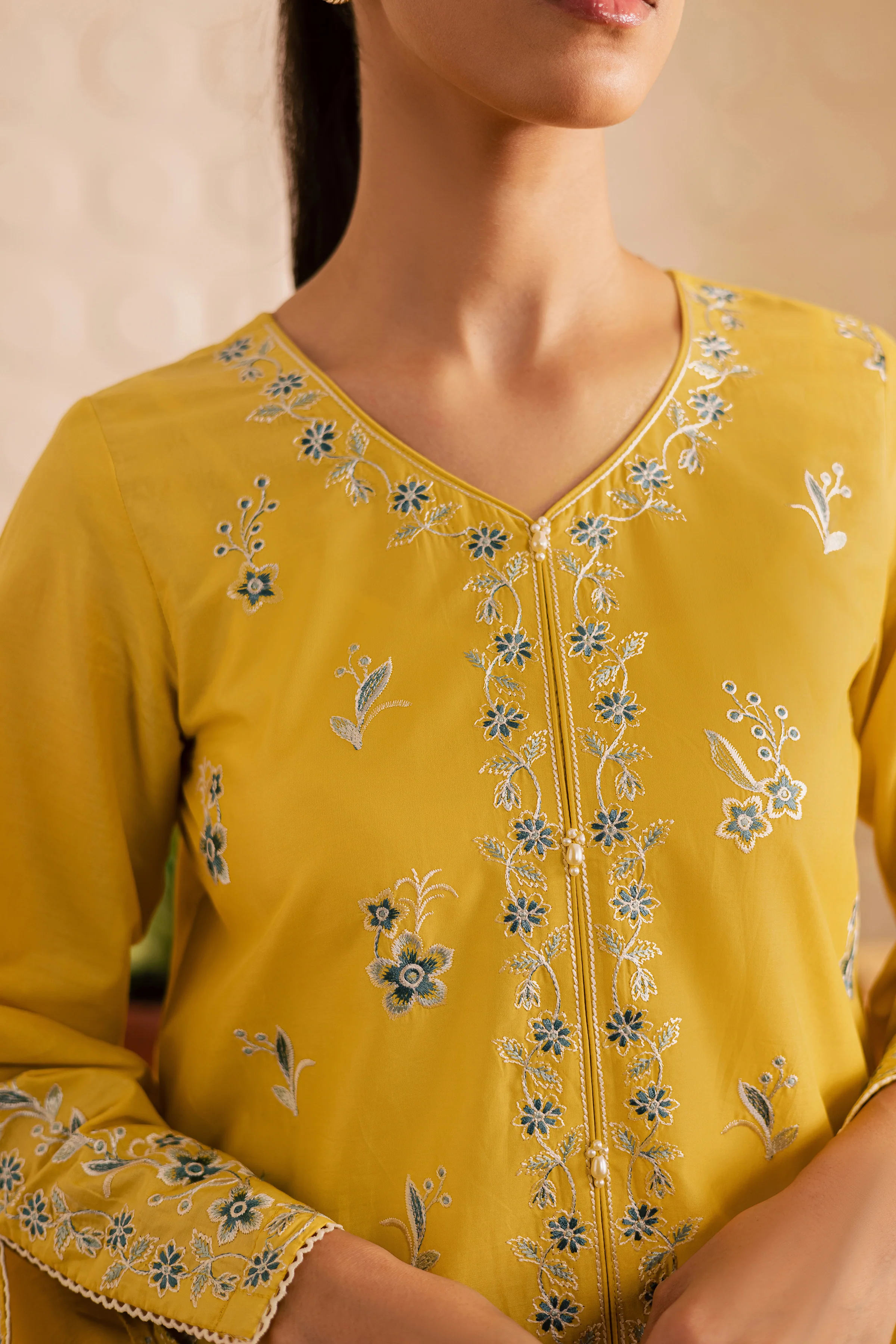 Butter Spread 2pc - Embroidered Lawn Pret - Image 8