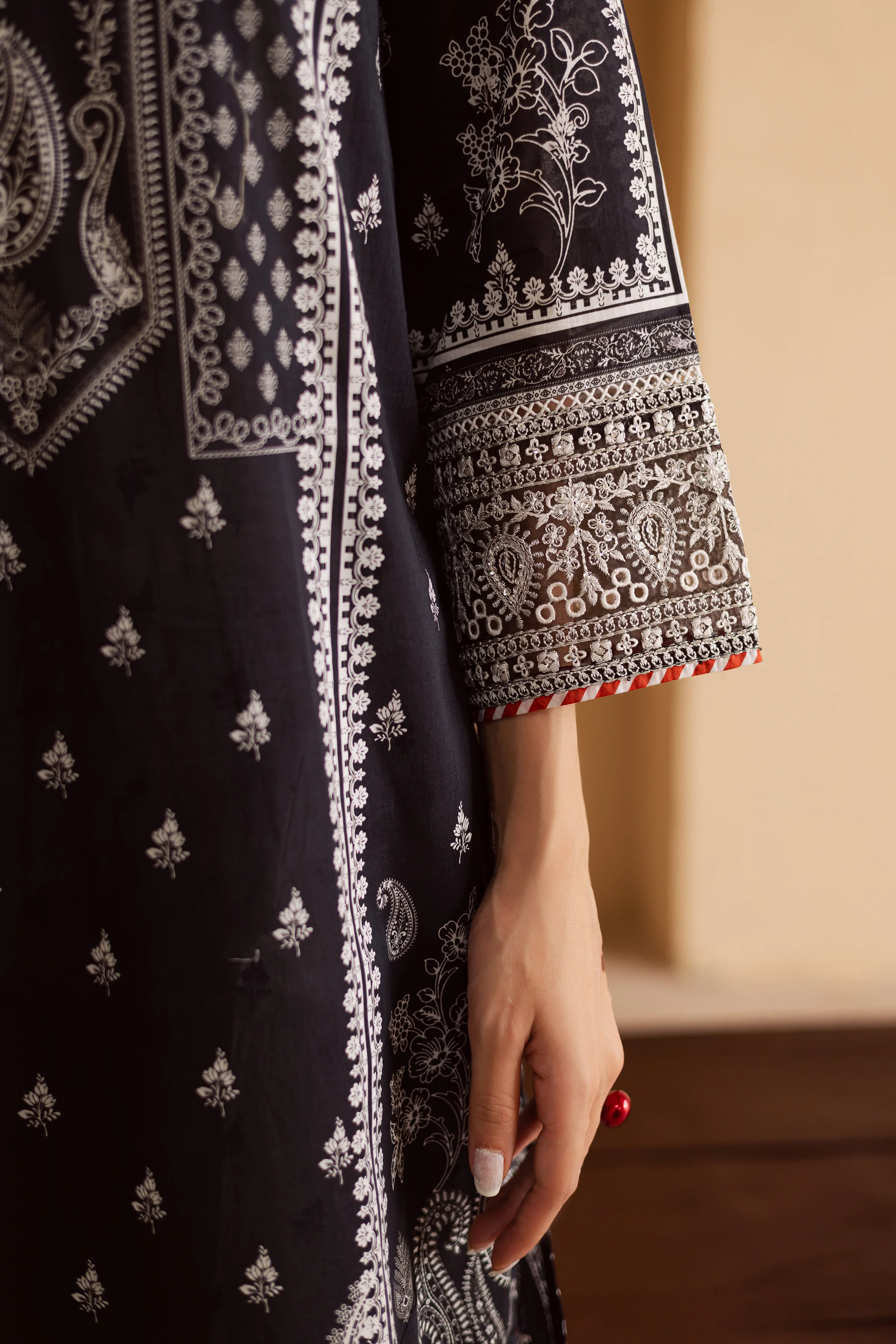Carter 3Pc - Festive Eid Prints - Image 8
