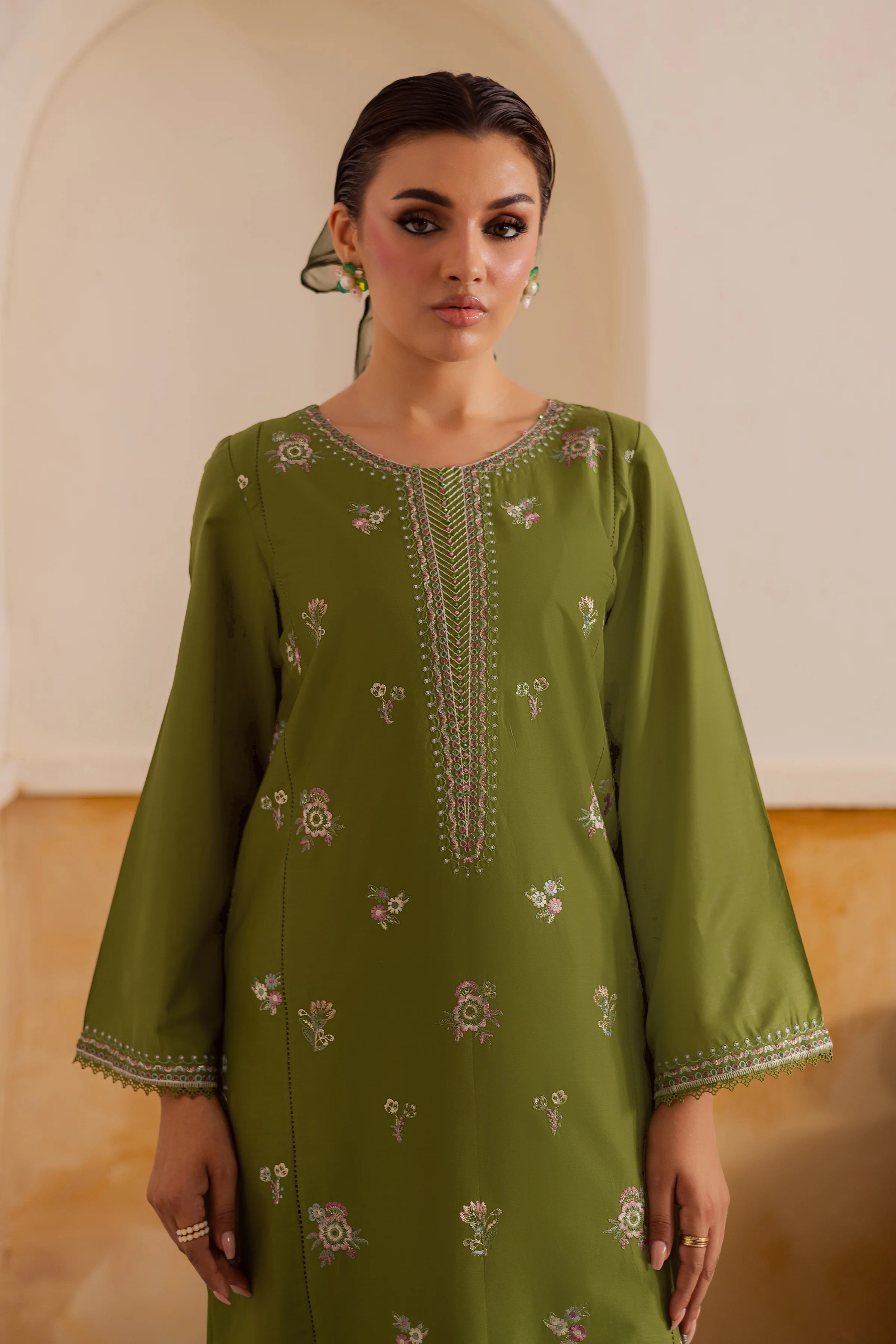 Chucky 2Pc - Embroidered Lawn Pret - Image 3