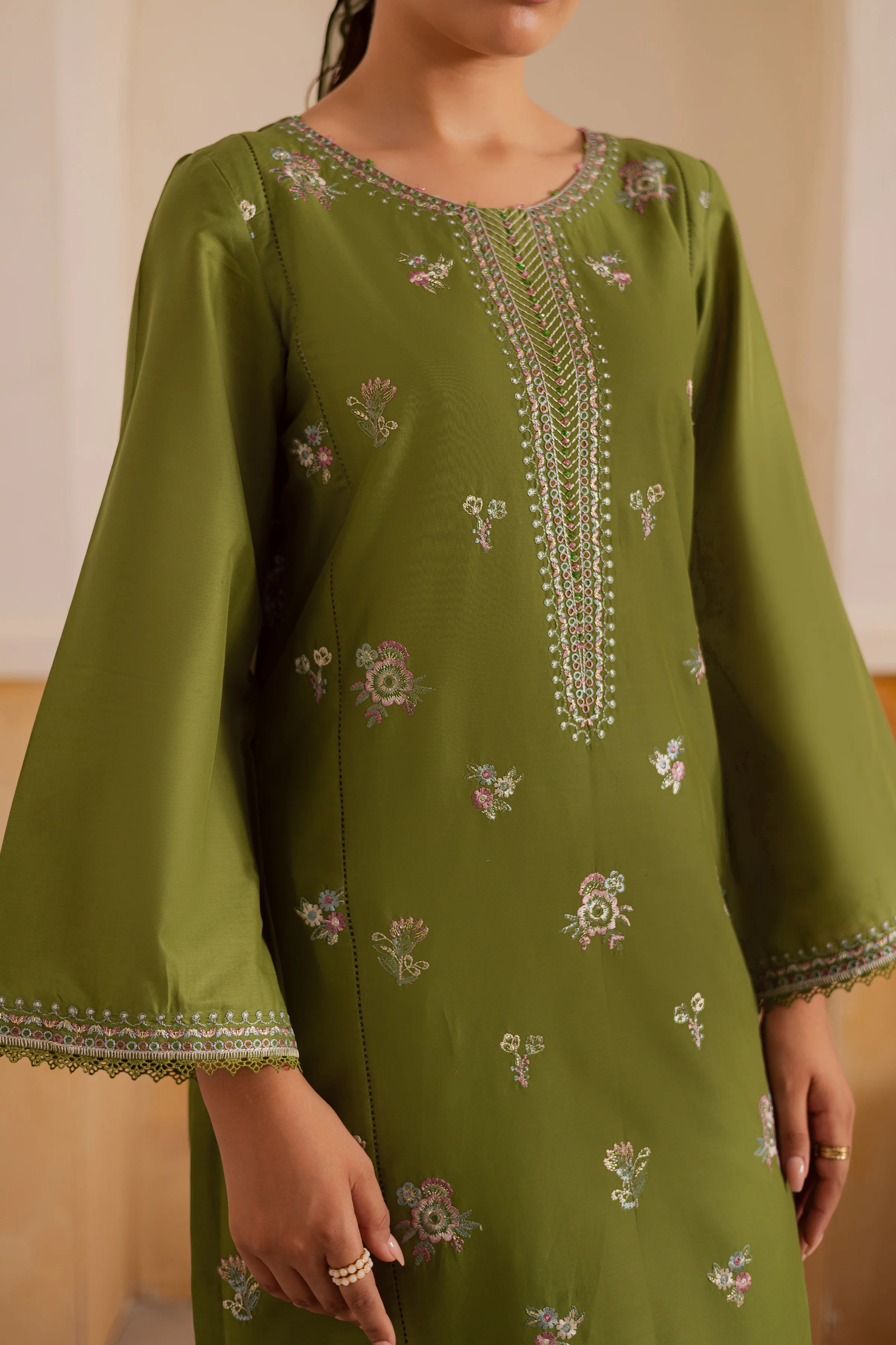 Chucky 2Pc - Embroidered Lawn Pret - Image 7