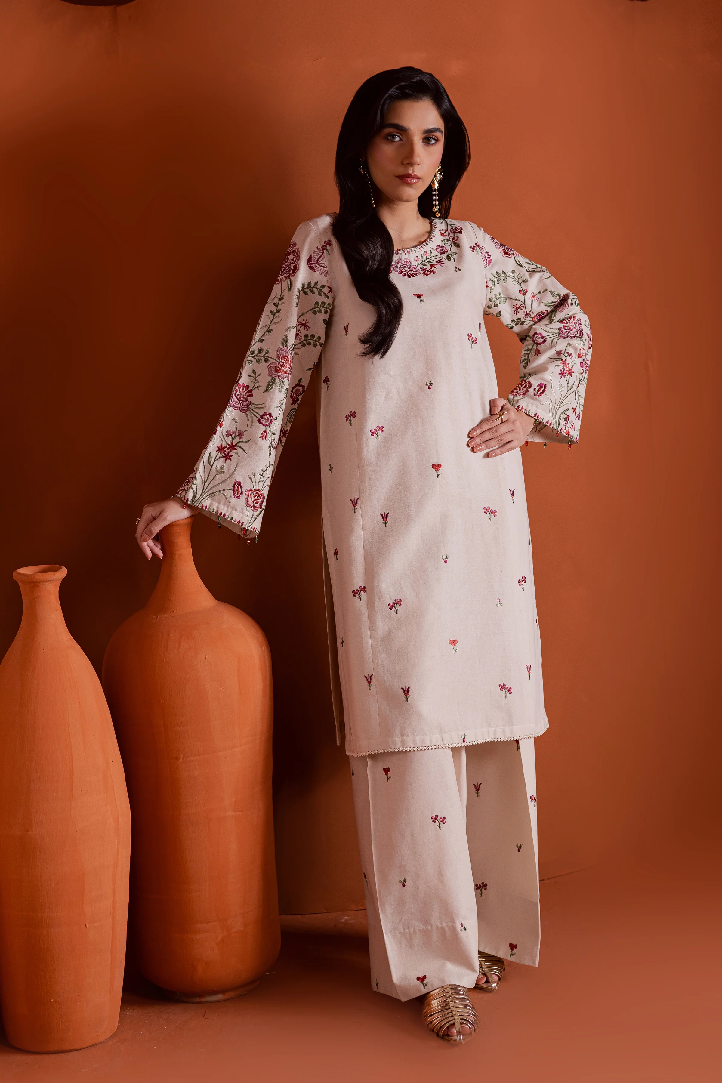 Colours 2Pc - Embroidered Khaddar Dress - Image 5