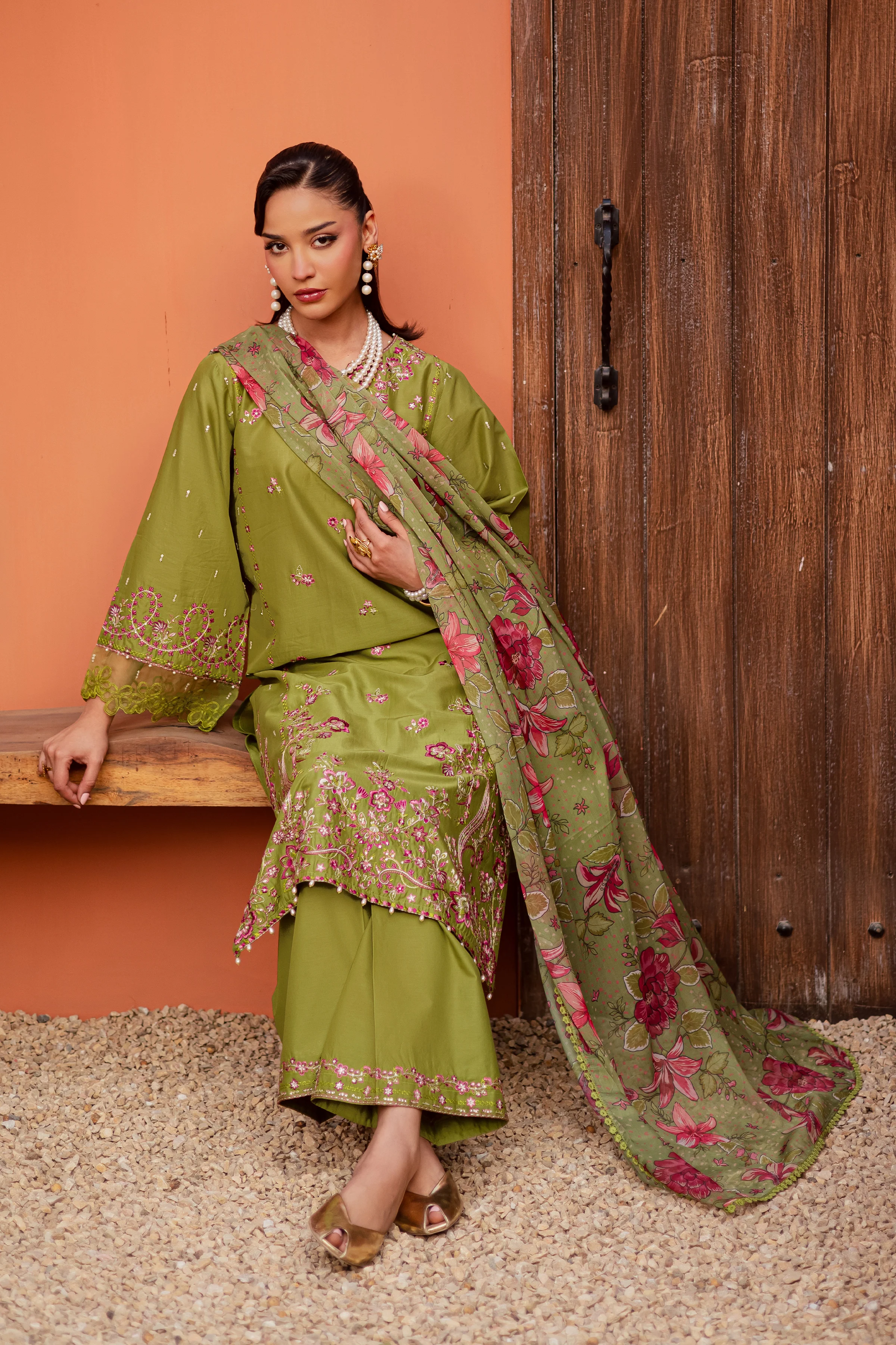 Cray 3Pc - Festive Embroidered Lawn - Image 9