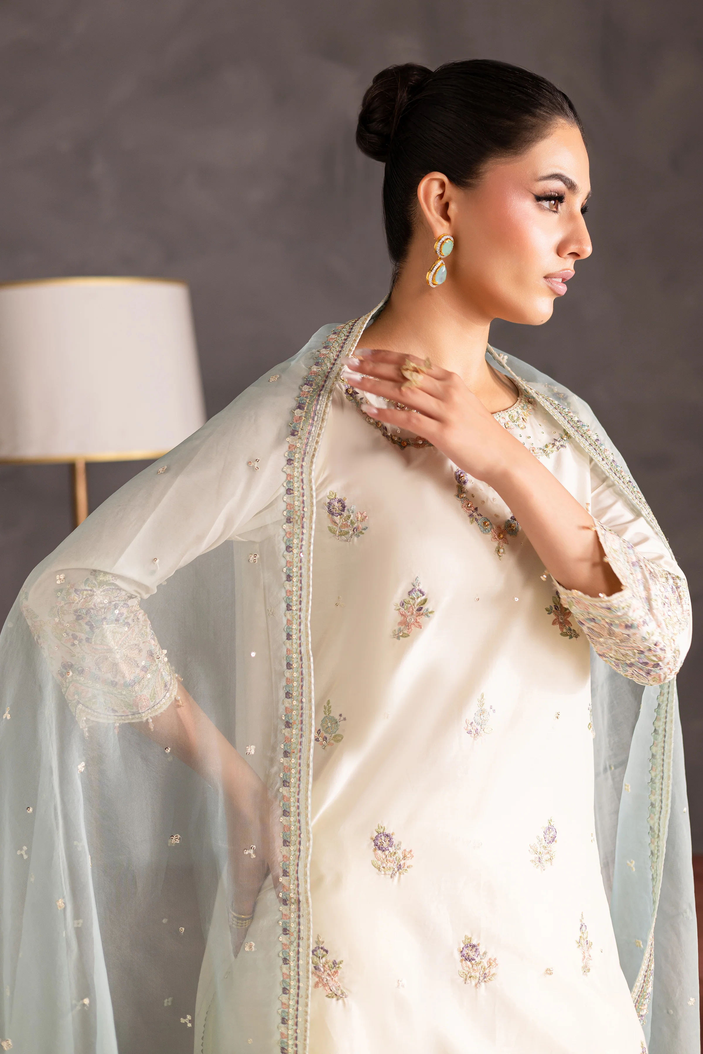 Creamy 3pc - Festive Luxe Pret - Image 2