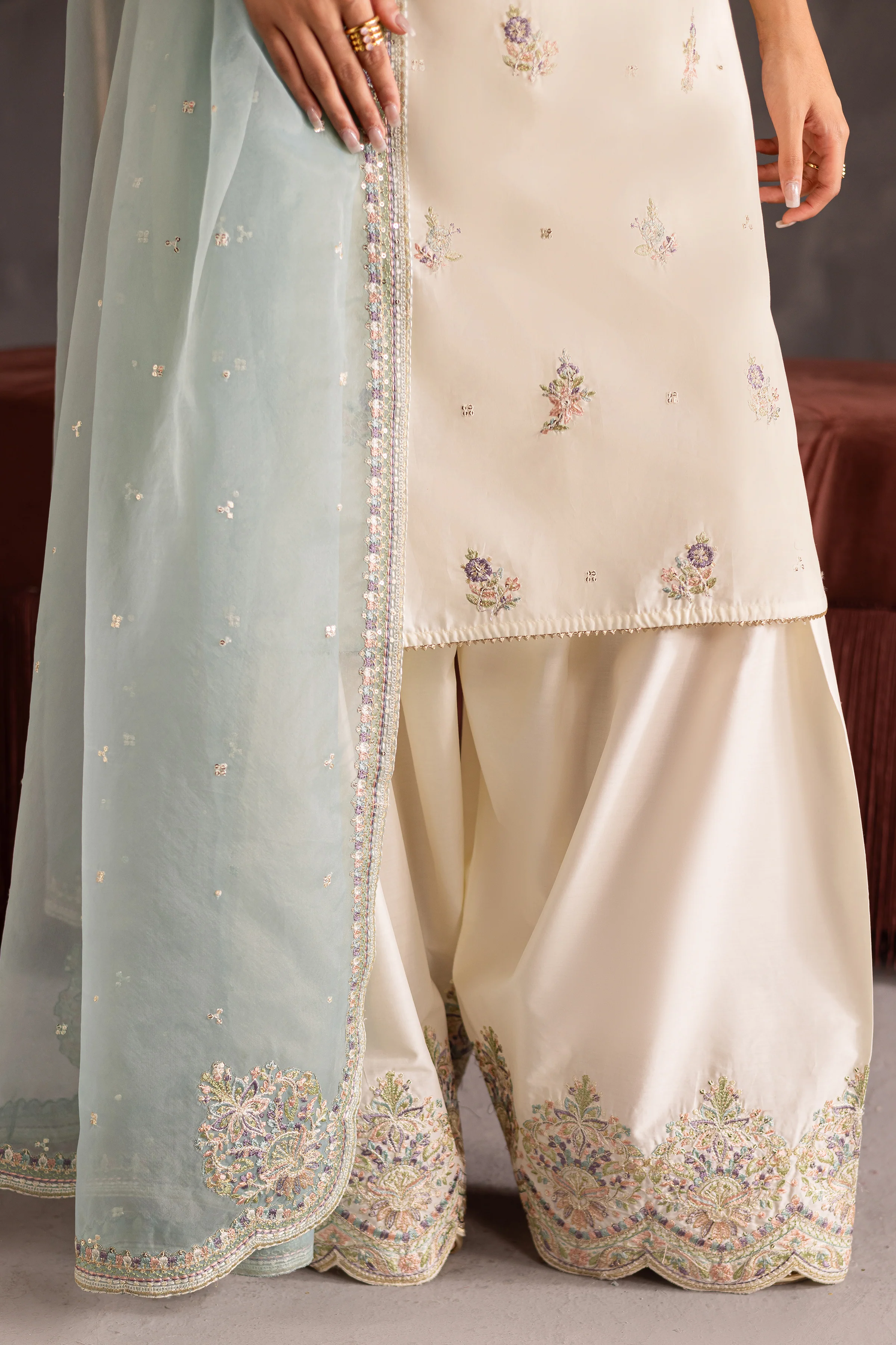 Creamy 3pc - Festive Luxe Pret - Image 7