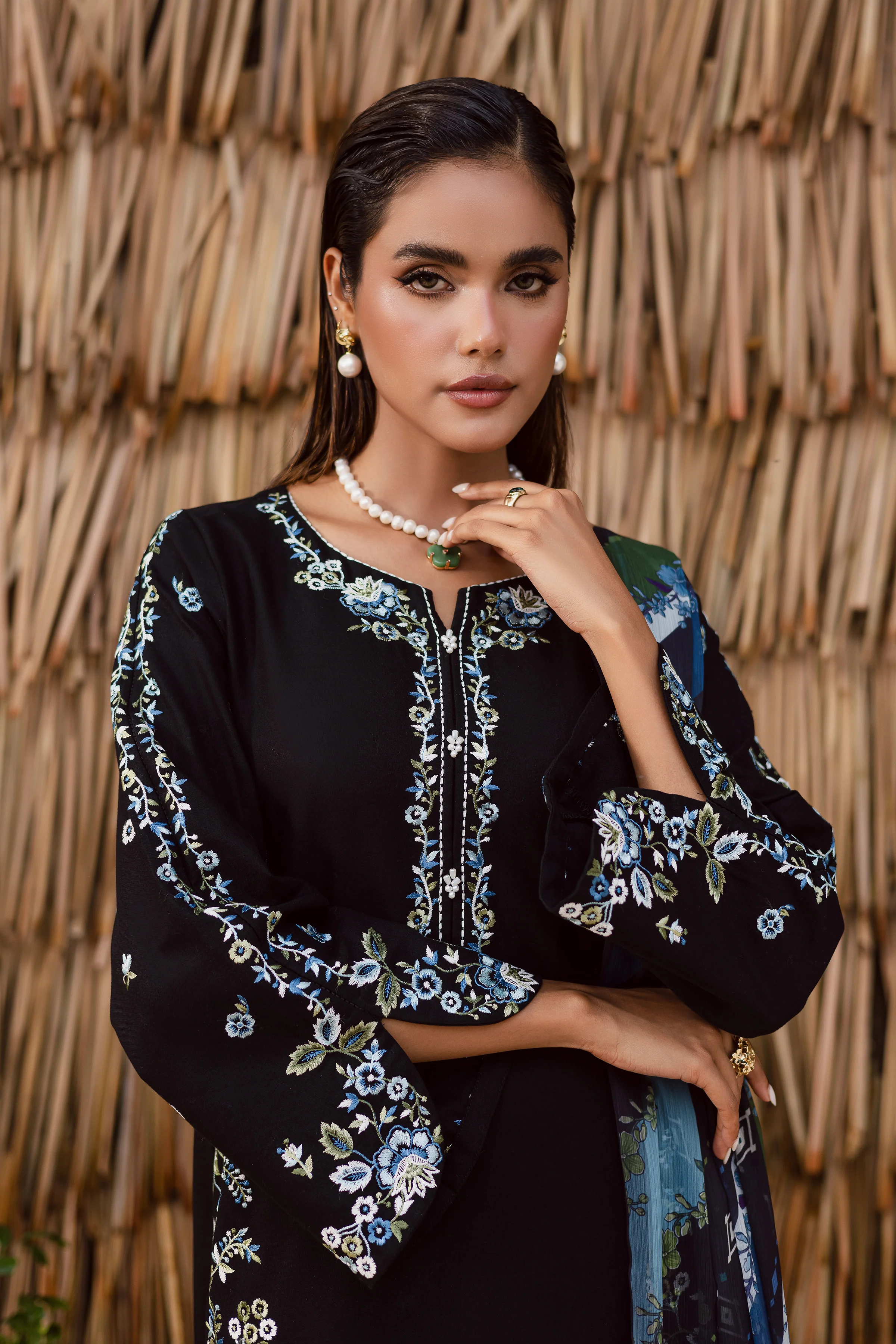Crimora 3Pc - Embroidered Khaddar Dress - Image 7