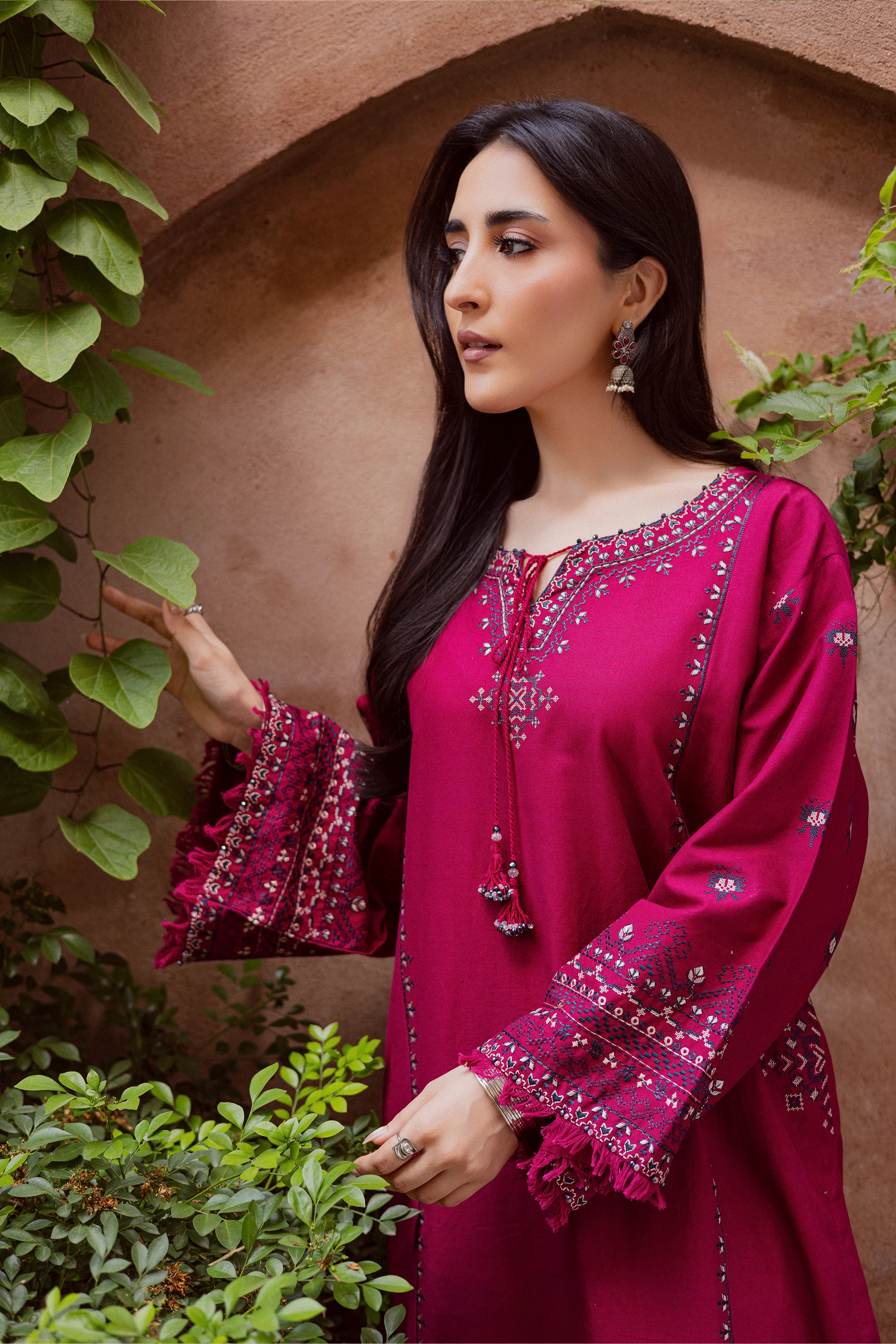 CrossWord Pink 2Pc - Embroidered Khaddar Dress - Image 5