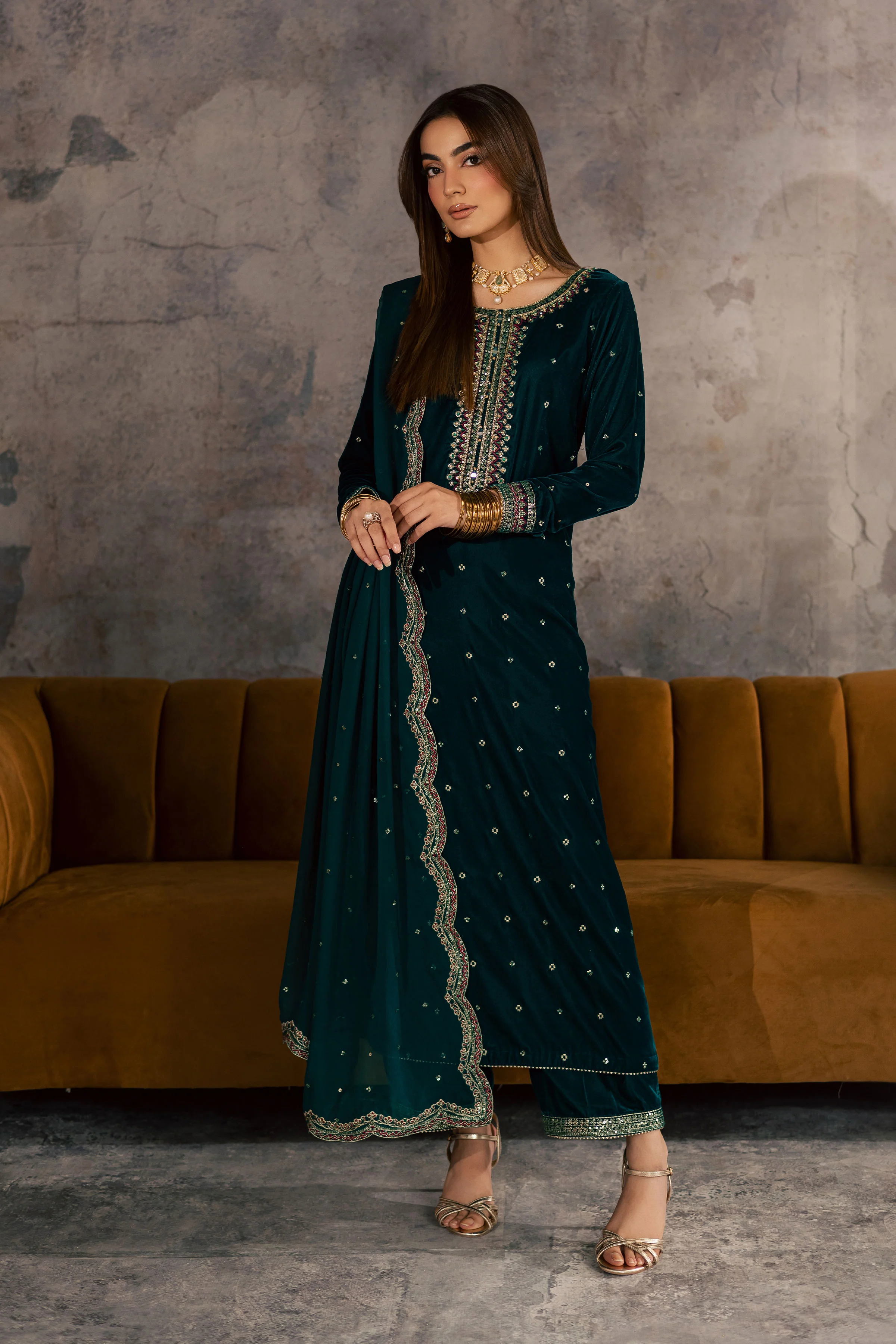 Cyan Westeria 3Pc - Velvet Formal Dress - Image 3