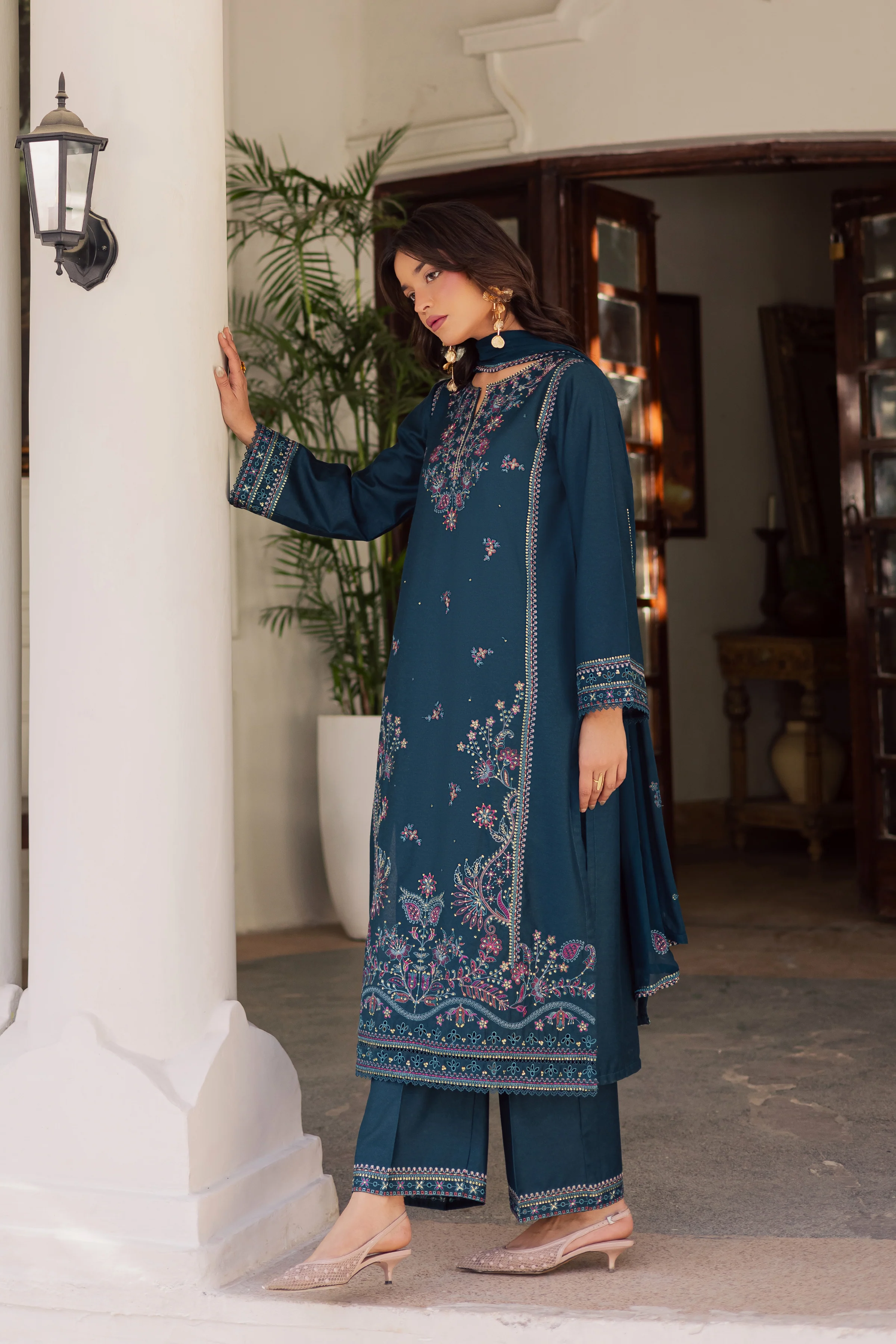 Dark Aqua 3Pc - Embroidered Karandi Dress - Image 3