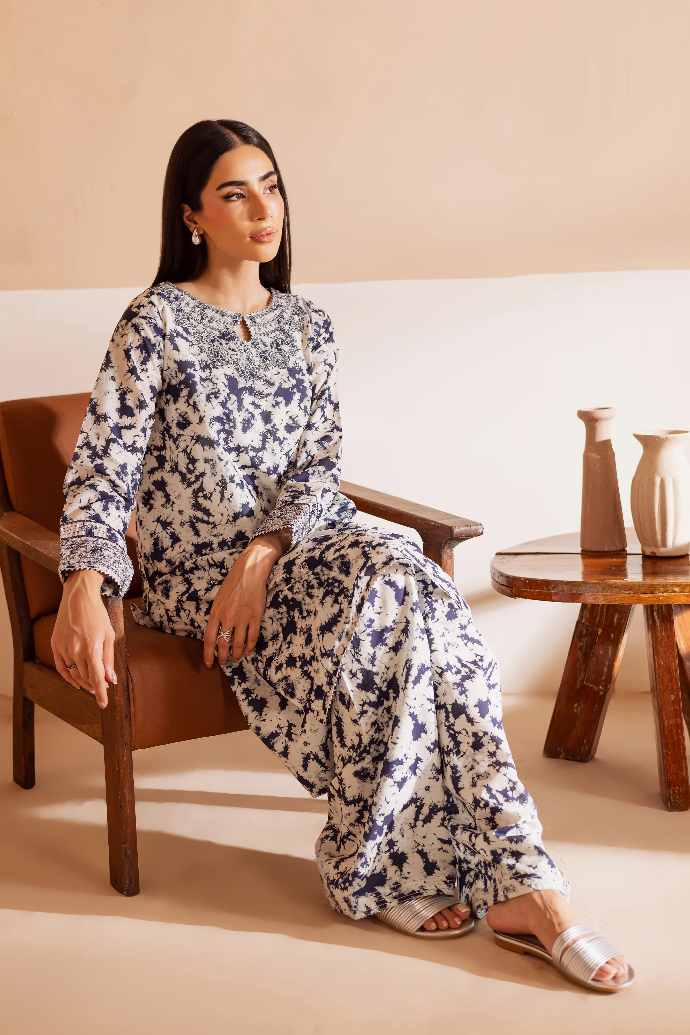 Dark Bloom 2Pc - Printed Lawn Dress - Image 4