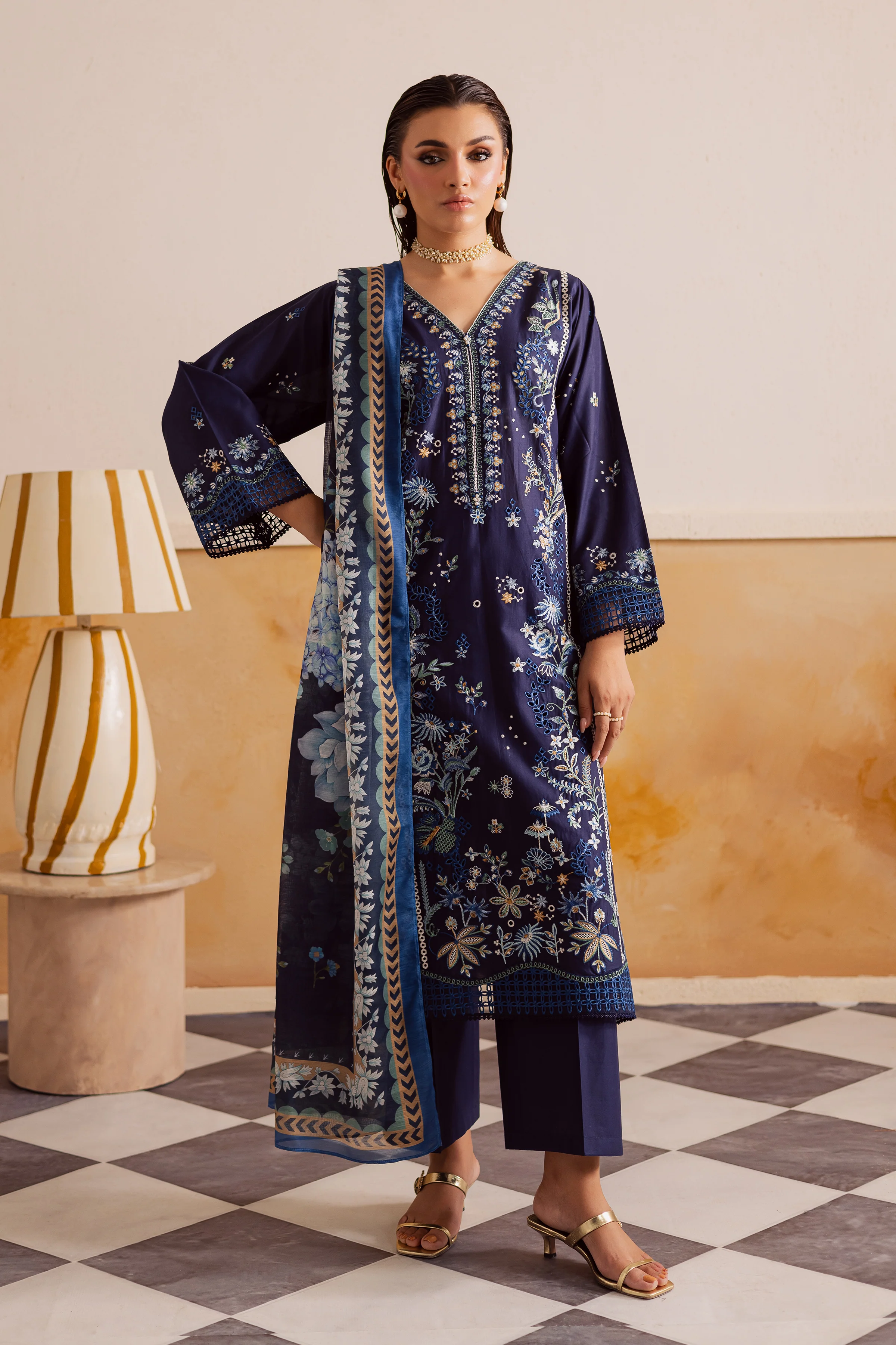 Darya 3Pc - Embroidered Lawn Pret - Image 4