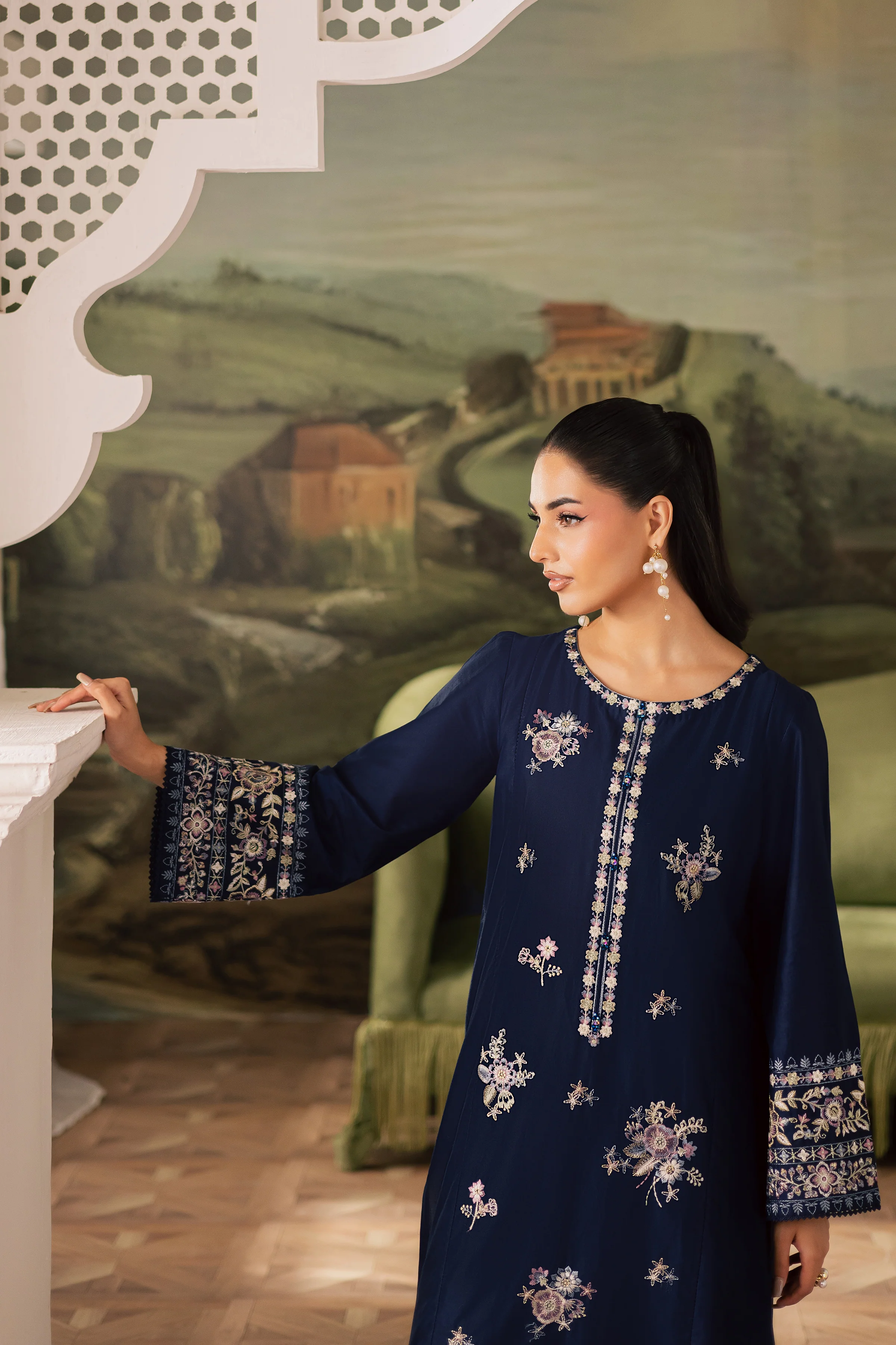 Dazzel Danim 2Pc - Embroidered Lawn Pret - Image 5
