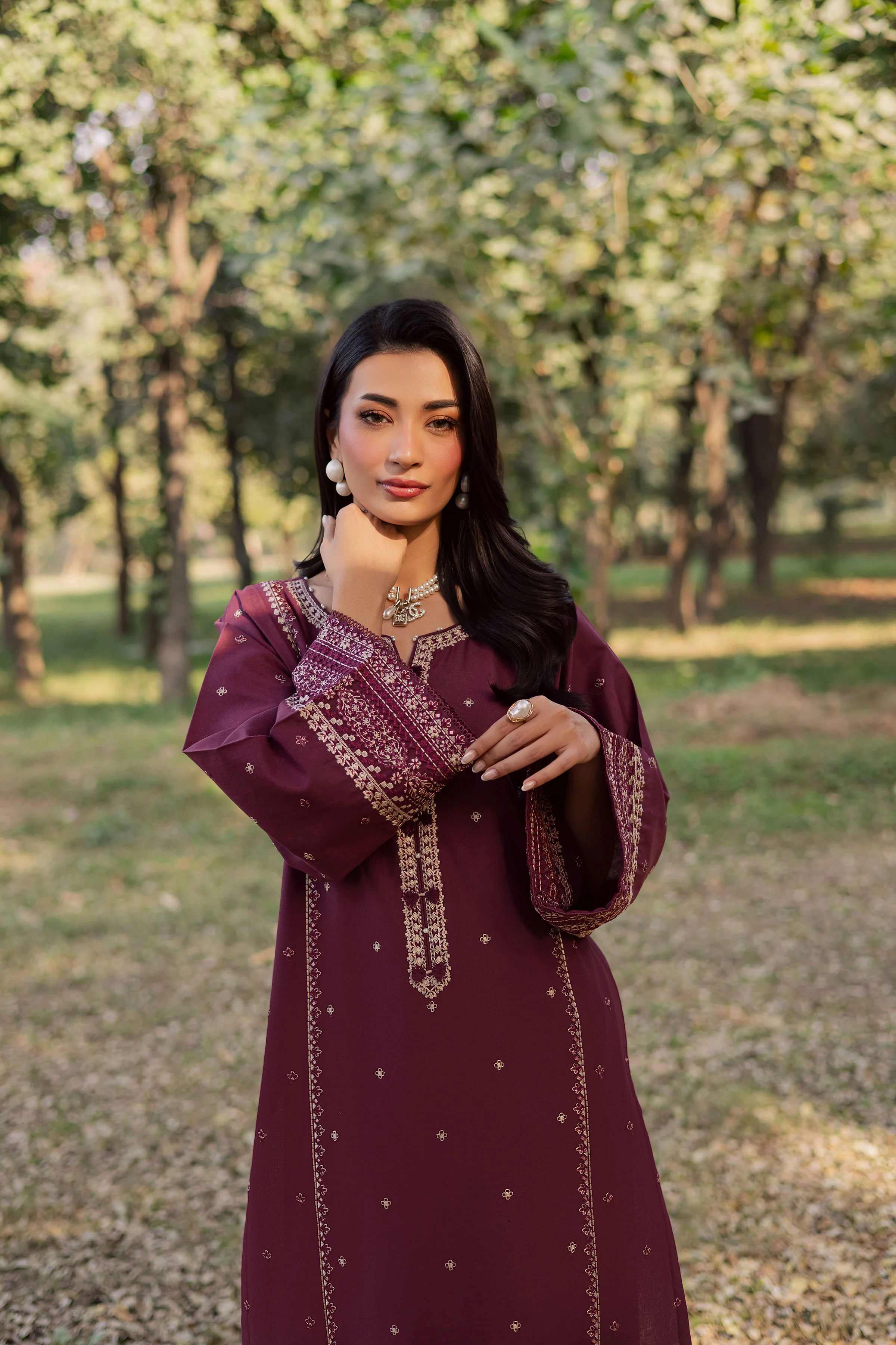 Deep Mauve 2Pc - Embroidered Khaddar Dress - Image 2