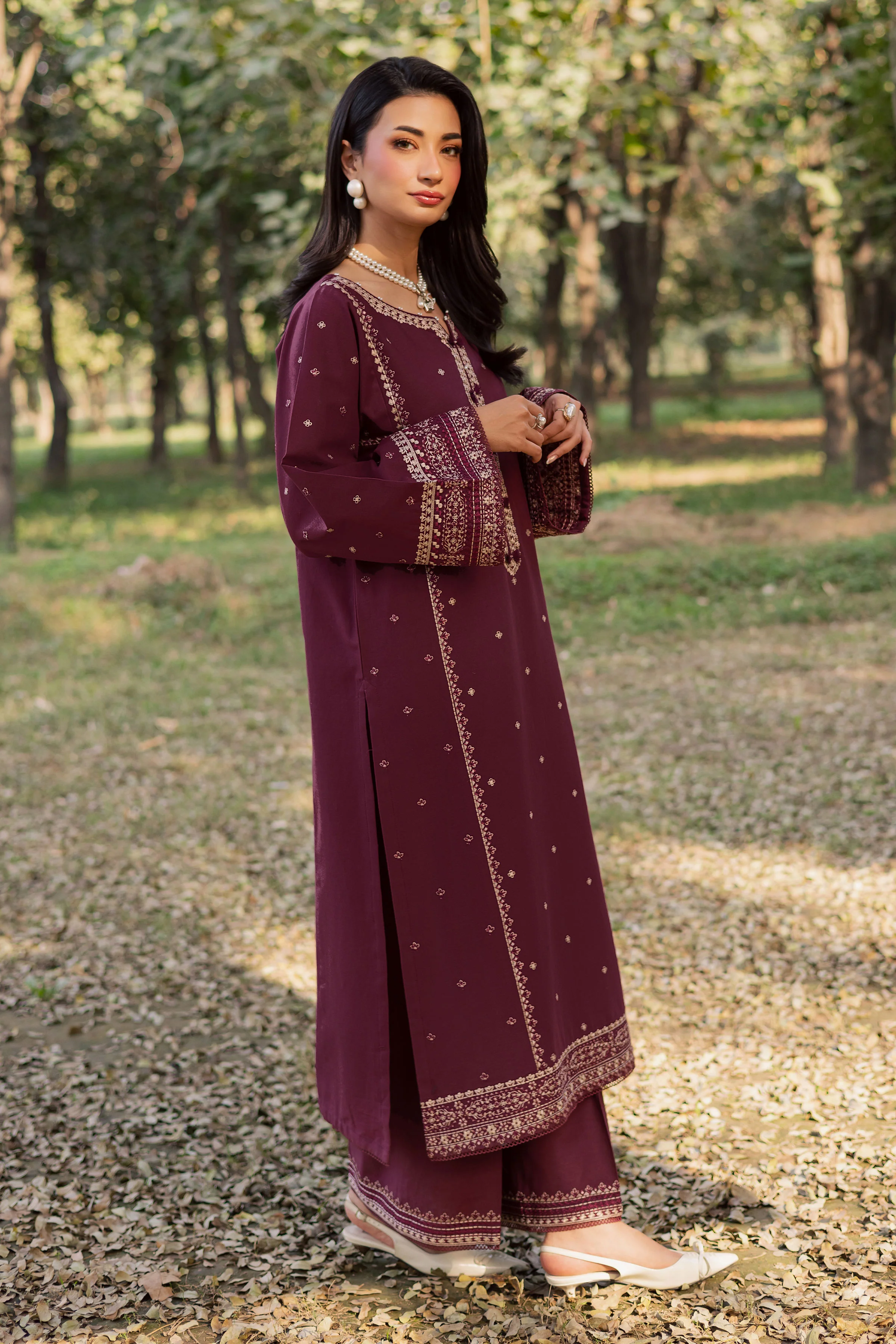 Deep Mauve 2Pc - Embroidered Khaddar Dress - Image 3