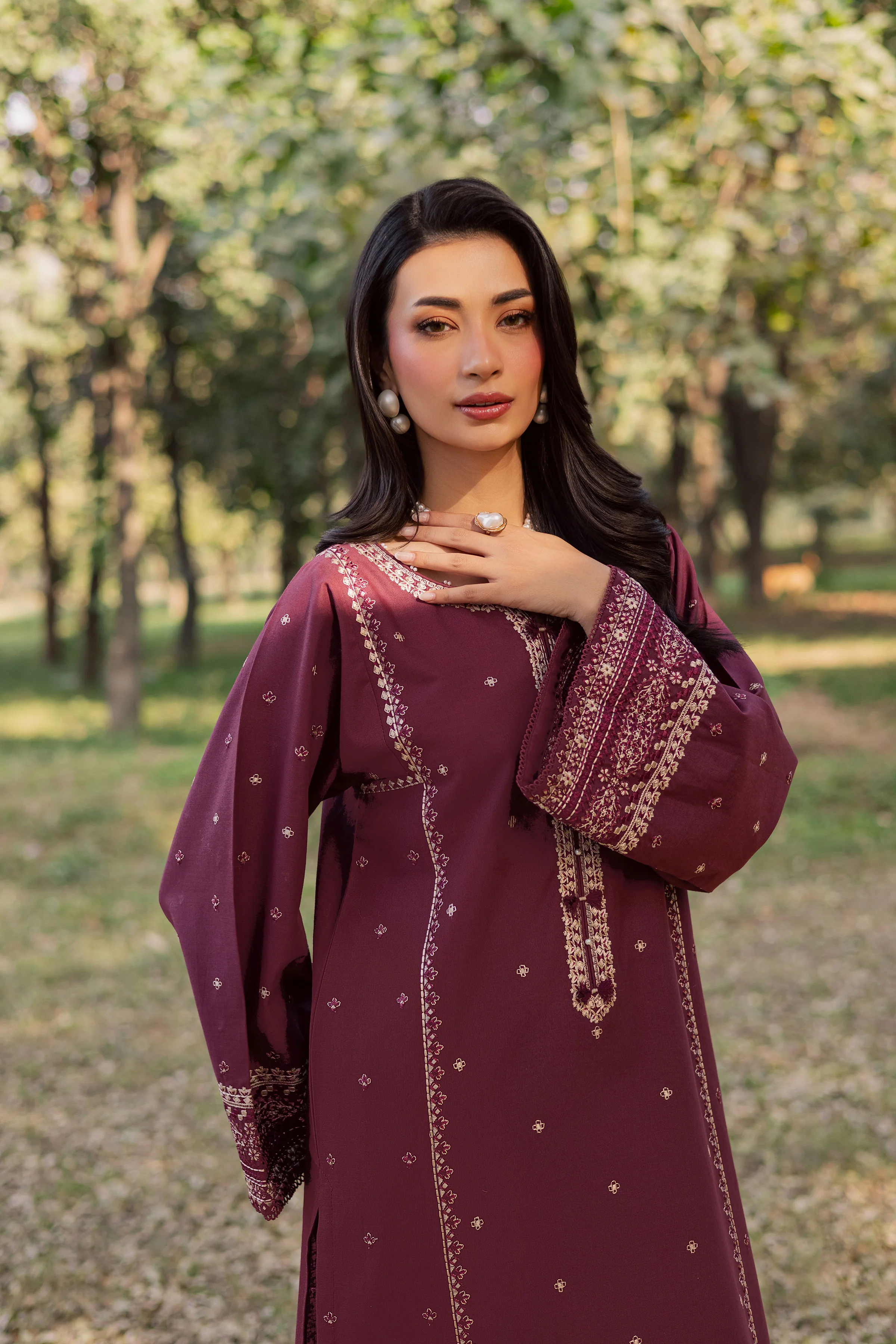 Deep Mauve 2Pc - Embroidered Khaddar Dress - Image 6