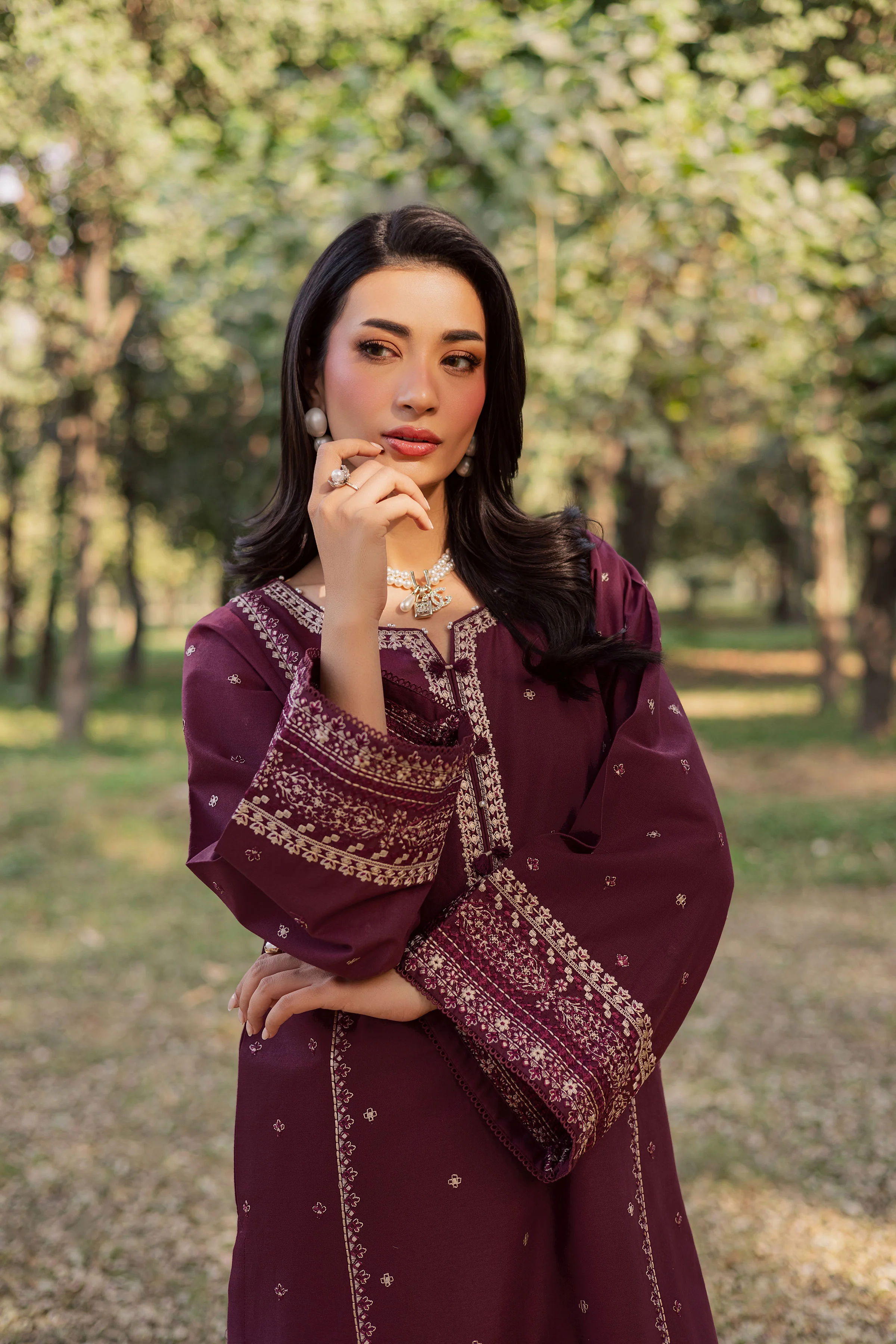 Deep Mauve 2Pc - Embroidered Khaddar Dress - Image 7