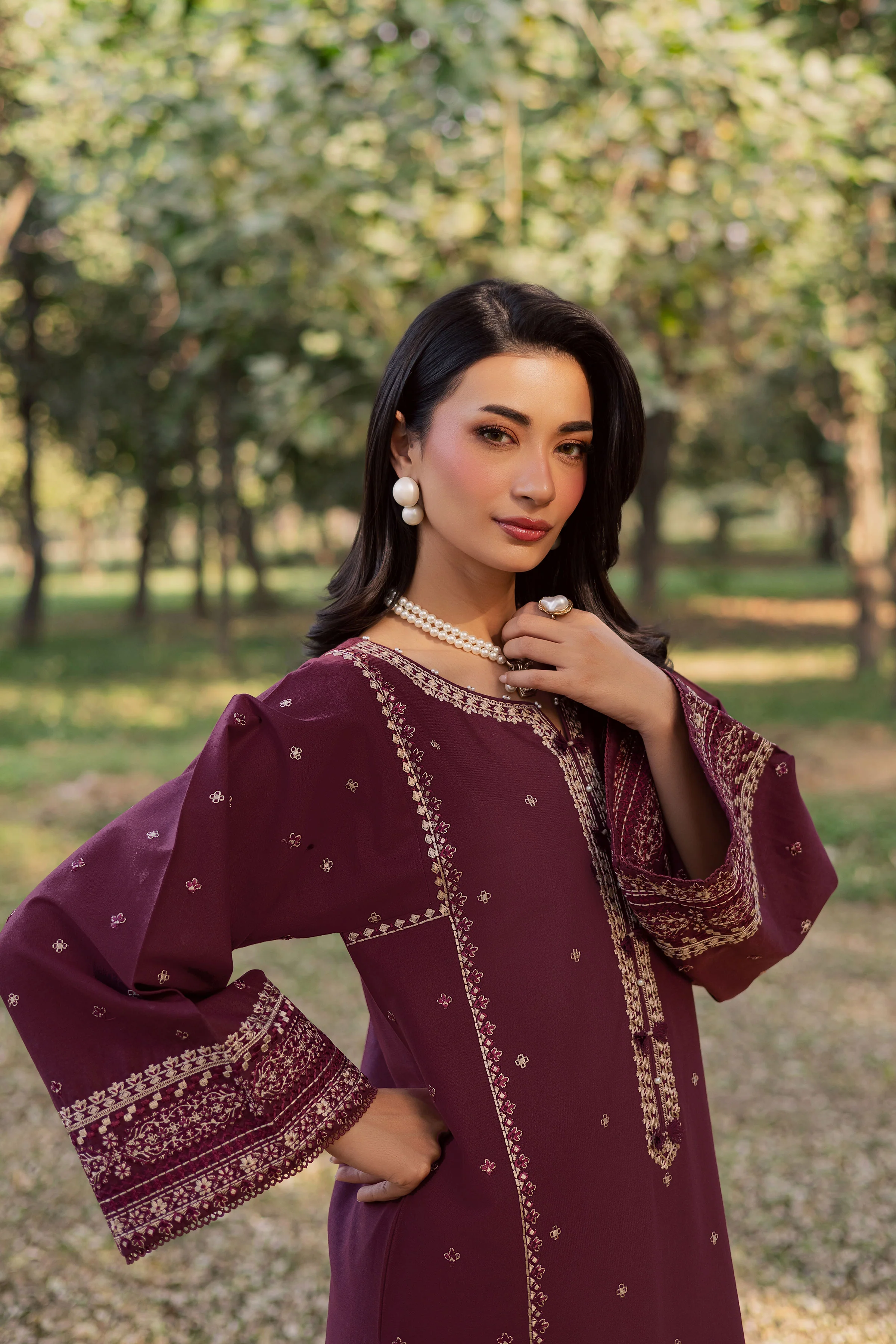 Deep Mauve 2Pc - Embroidered Khaddar Dress - Image 9