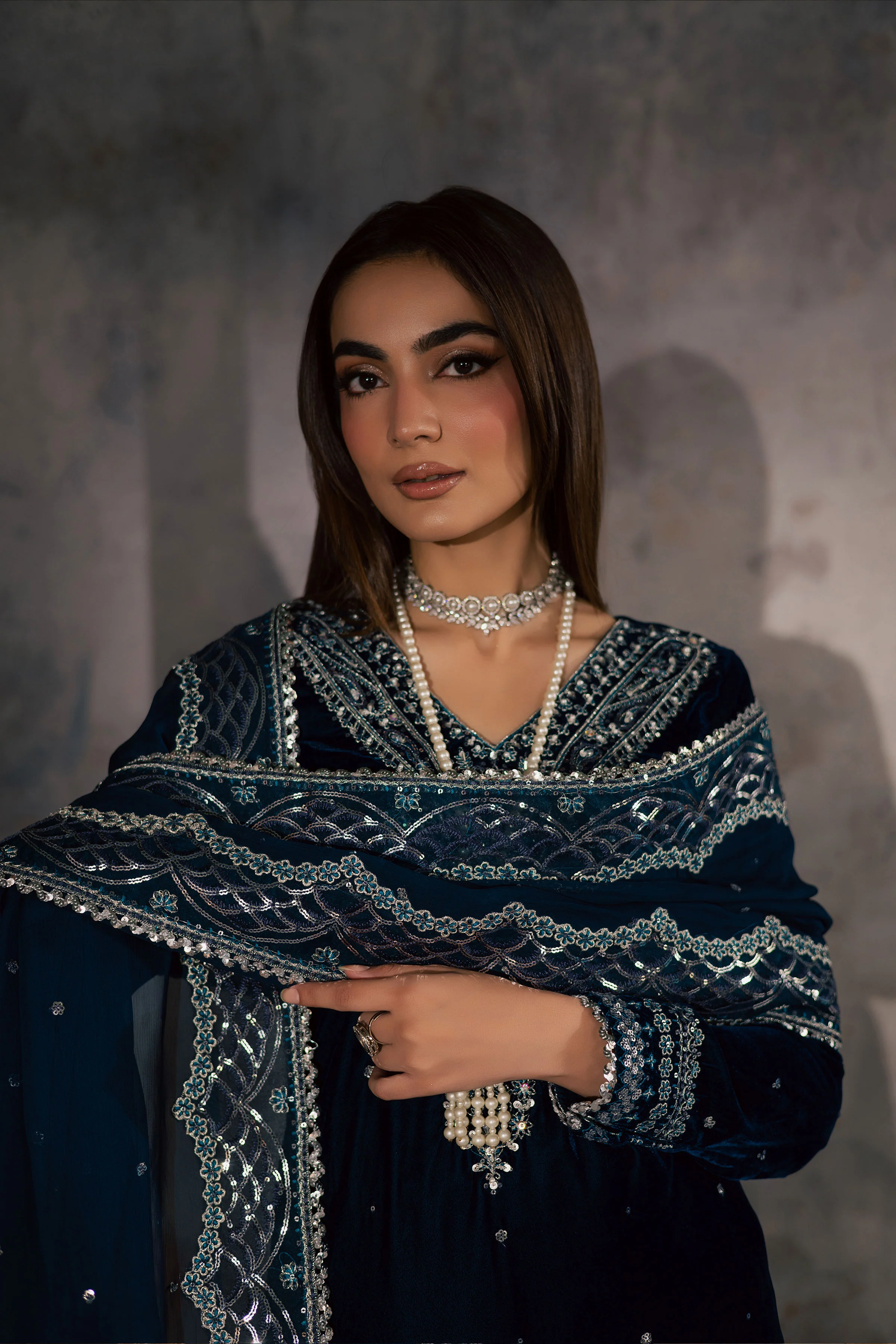 Deniz 3Pc - Velvet Formal Dress - Image 10