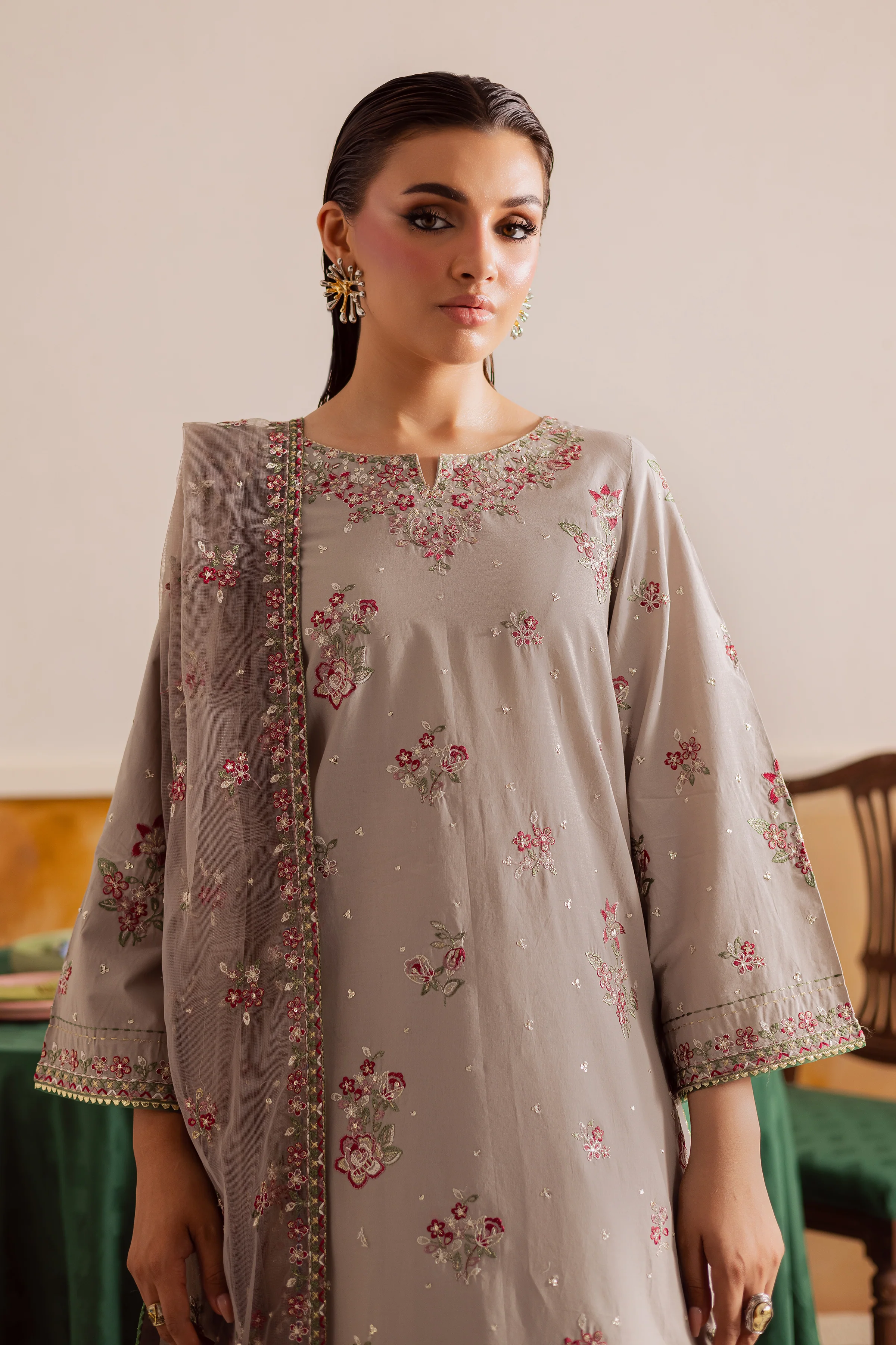 Diara 3Pc - Embroidered Lawn Pret - Image 3