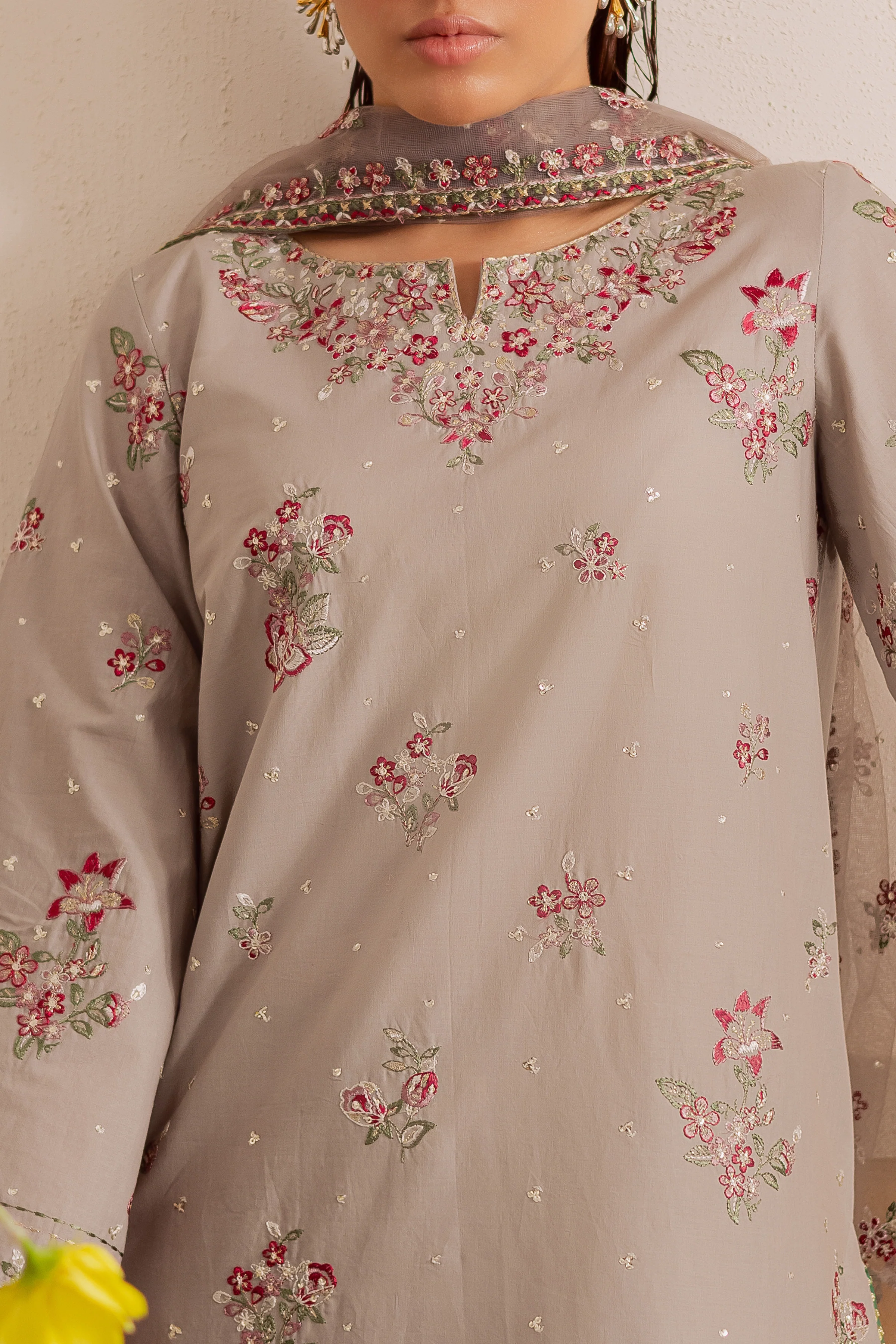 Diara 3Pc - Embroidered Lawn Pret - Image 7