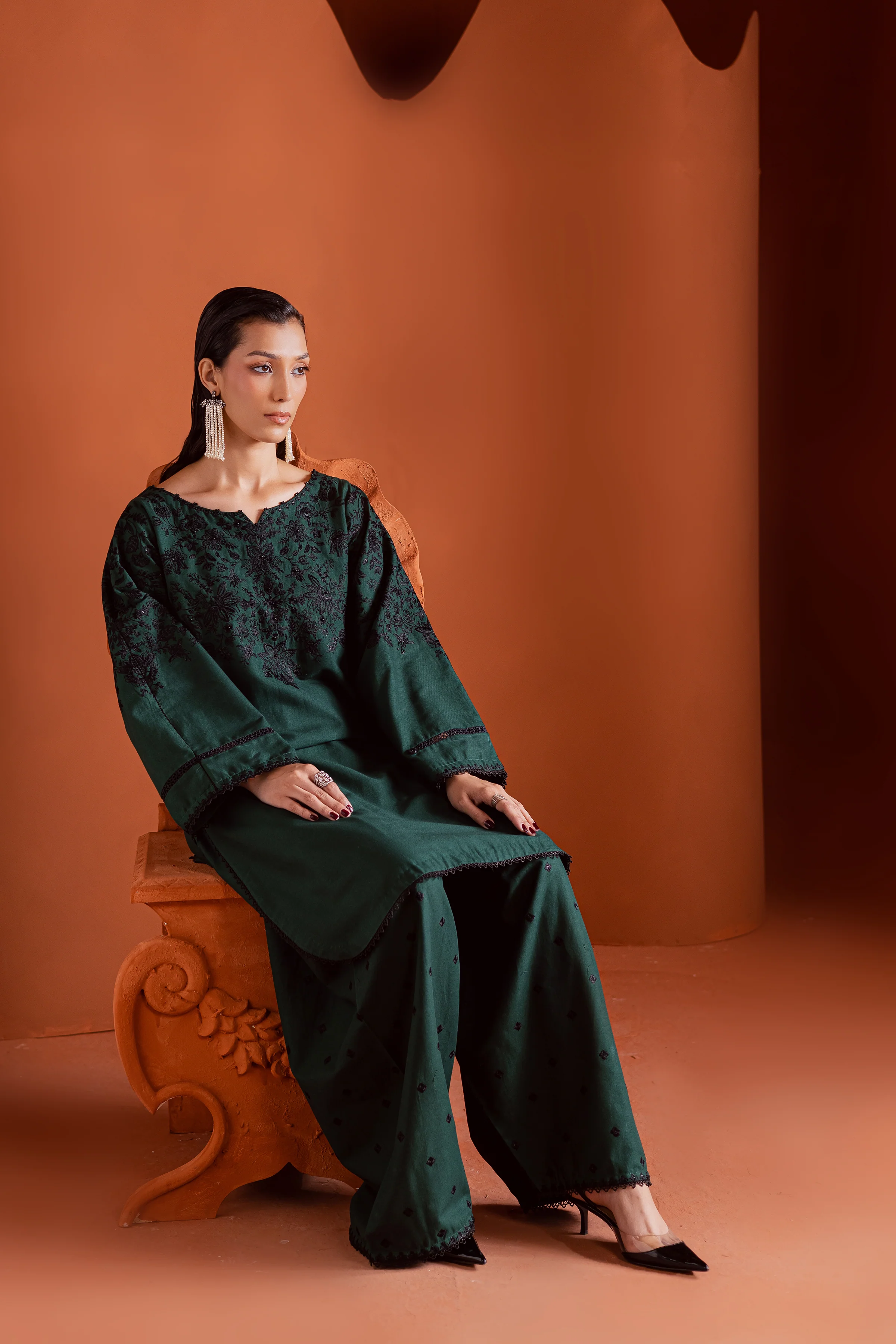 Dippit 2Pc - Embroidered Khaddar Dress - Image 4