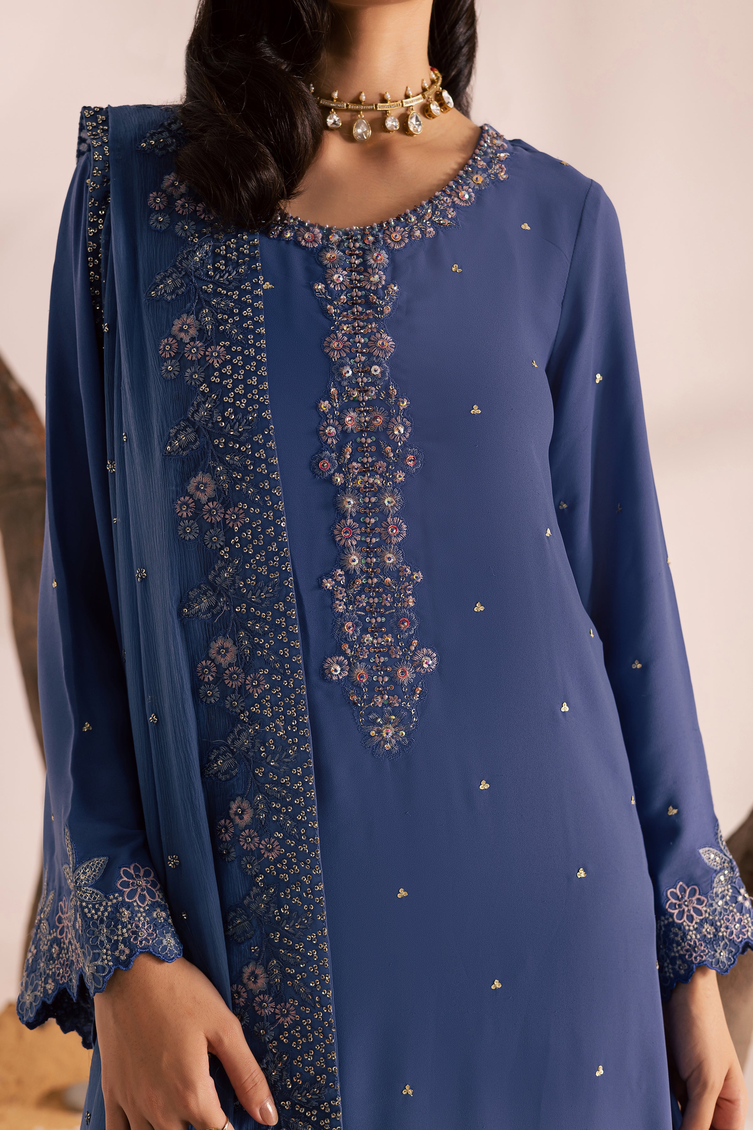 Dolphin 3Pc - Festive Luxe Pret - Image 8